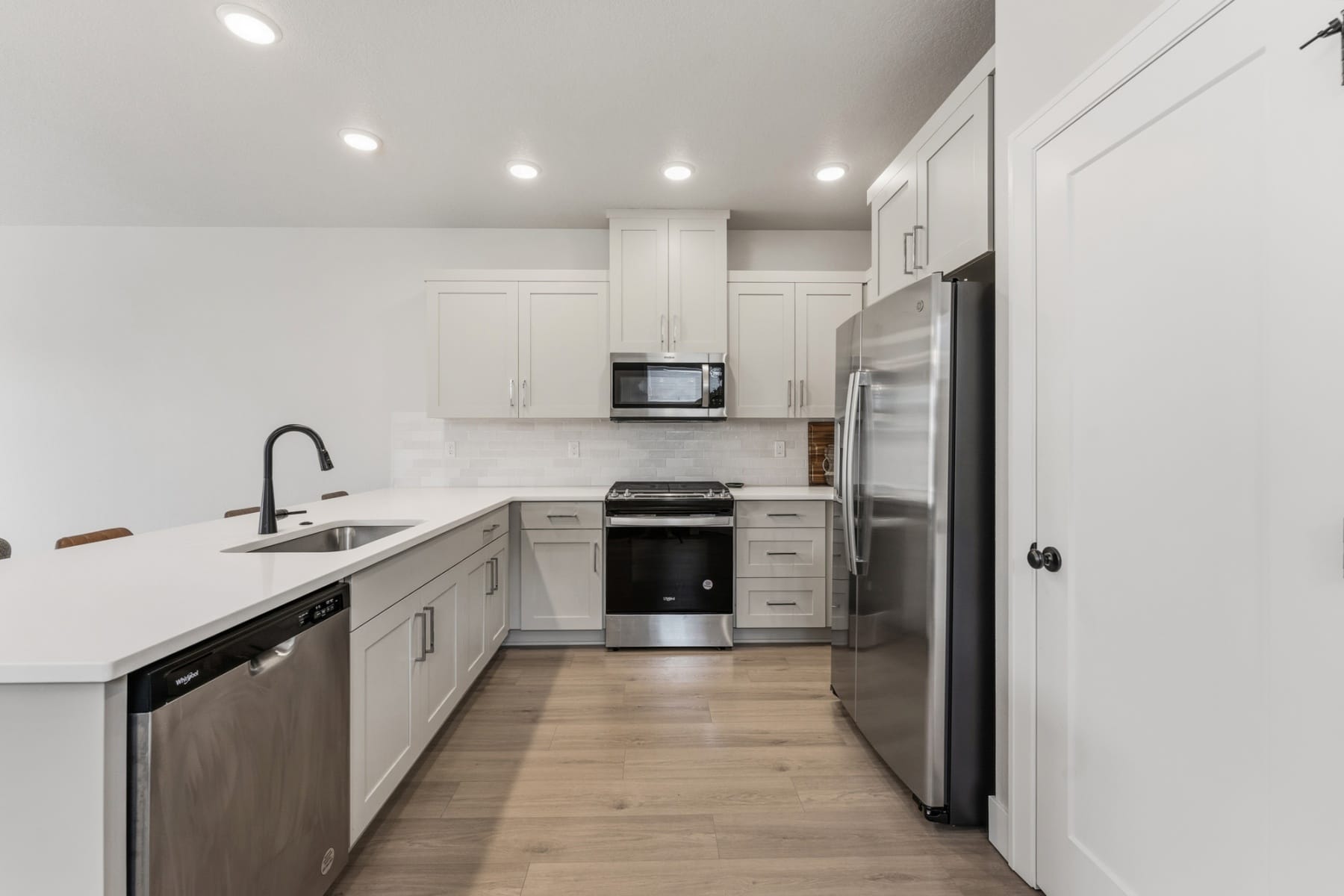  2414 SE MAYBROOK LN Milwaukie, OR 97222 - 物件實景