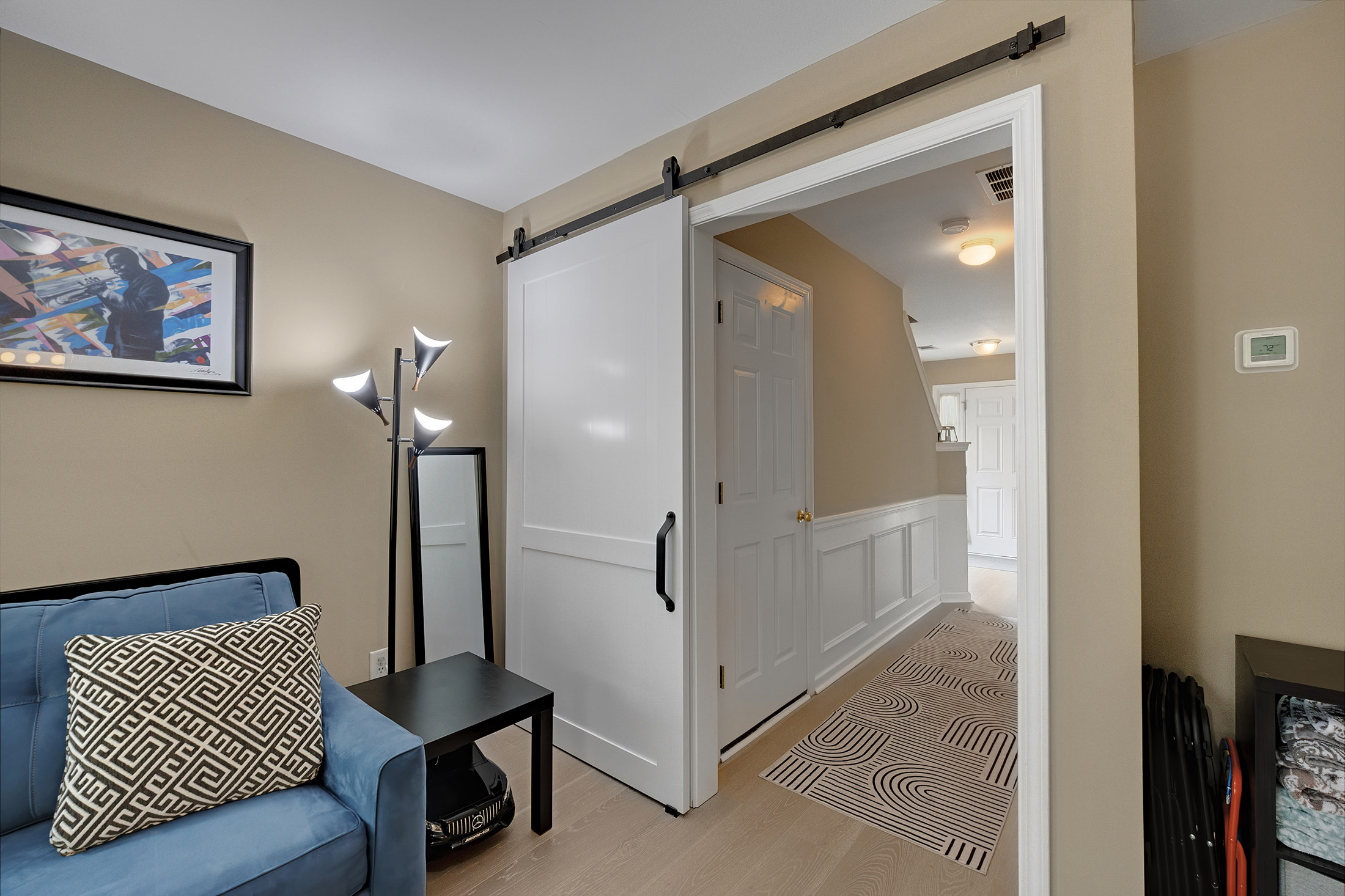  Beautiful Townhome Designed with Style and Functionality - 物件實景