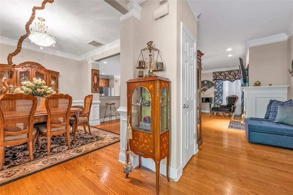 Commerce, Georgia, 30530, United States, 5 Bedrooms Bedrooms, ,4 BathroomsBathrooms,Residential,For Sale,1826945