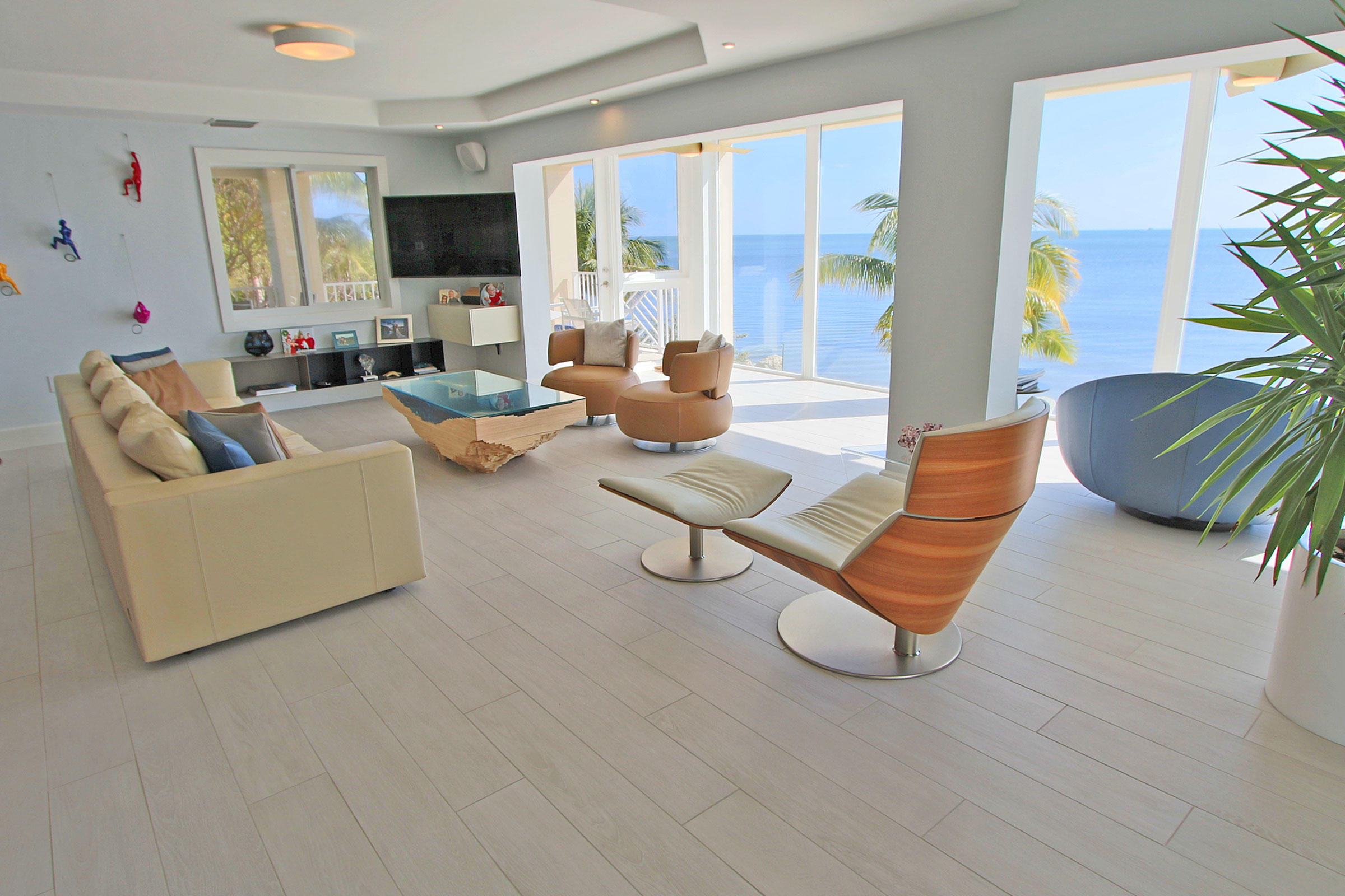 30 Ocean Front Drive, KEY LARGO, Florida, 33037, United States, 4 Bedrooms Bedrooms, ,4 BathroomsBathrooms,Residential,For Sale,30 Ocean Front Drive,1675367