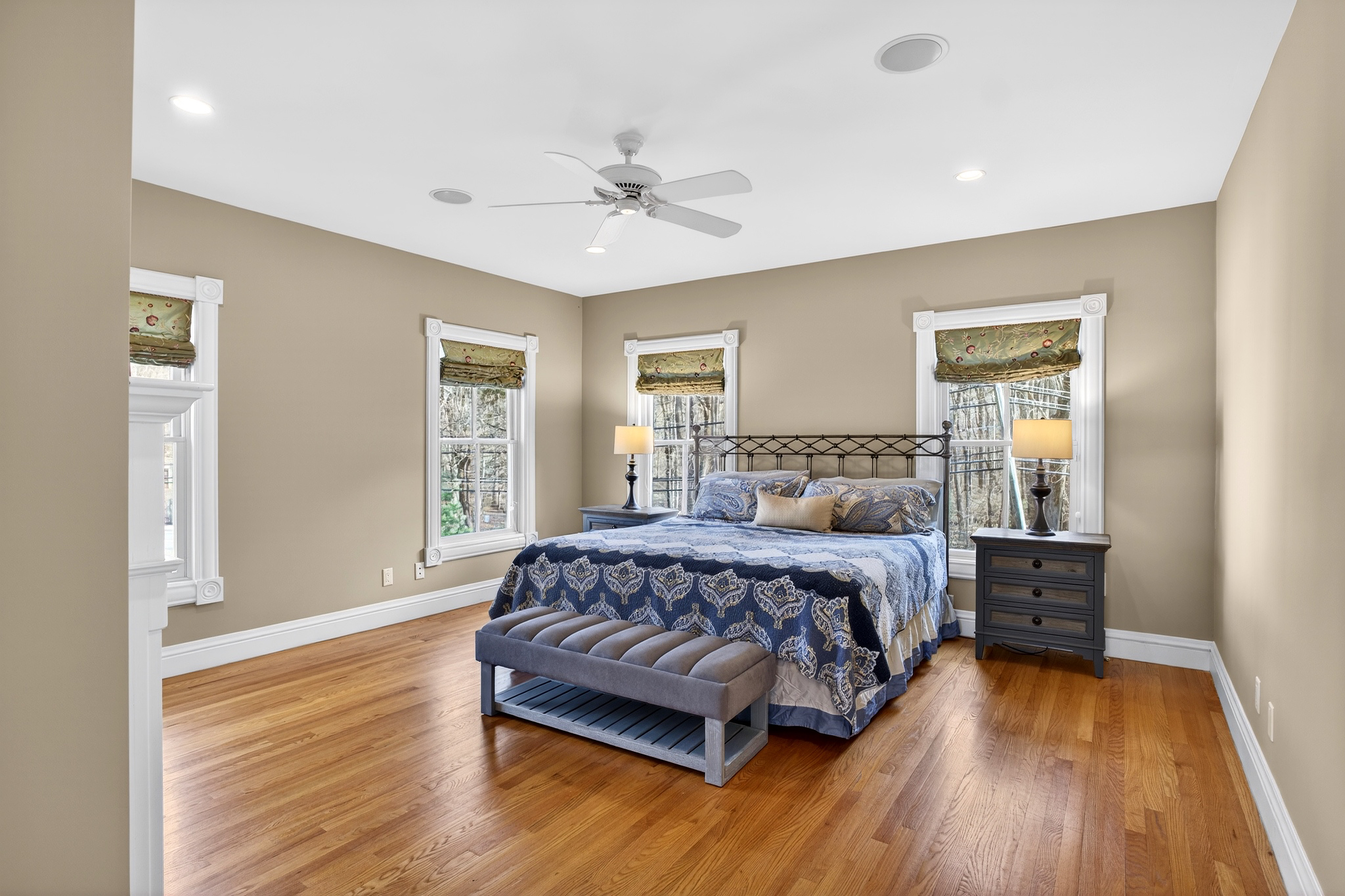  247 Broadway - 物件實景