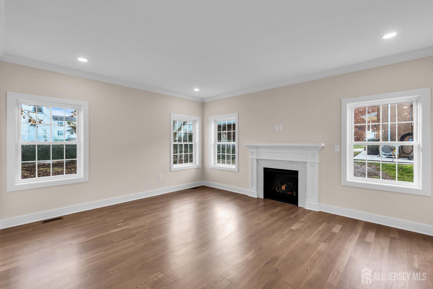 1216 - Perth Amboy, New Jersey, 08861, United States, 4 Bedrooms Bedrooms, ,3 BathroomsBathrooms,Residential,For Sale,1988550