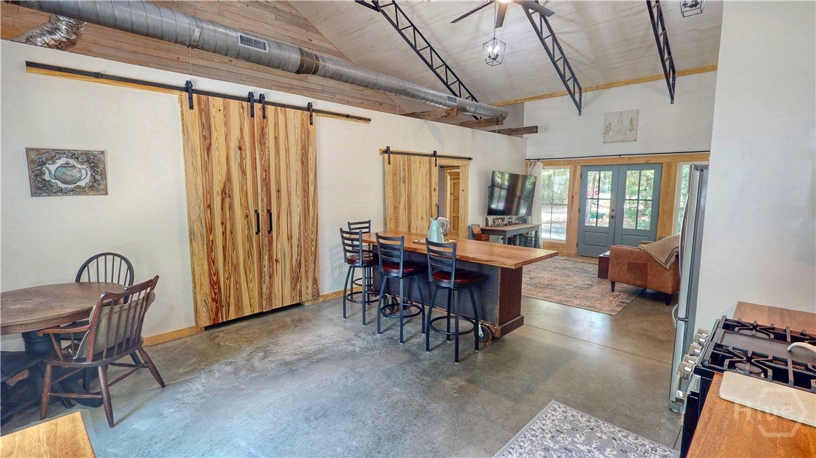 Pembroke, Georgia, 31321, United States, 2 Bedrooms Bedrooms, ,2 BathroomsBathrooms,Residential,For Sale,1981842