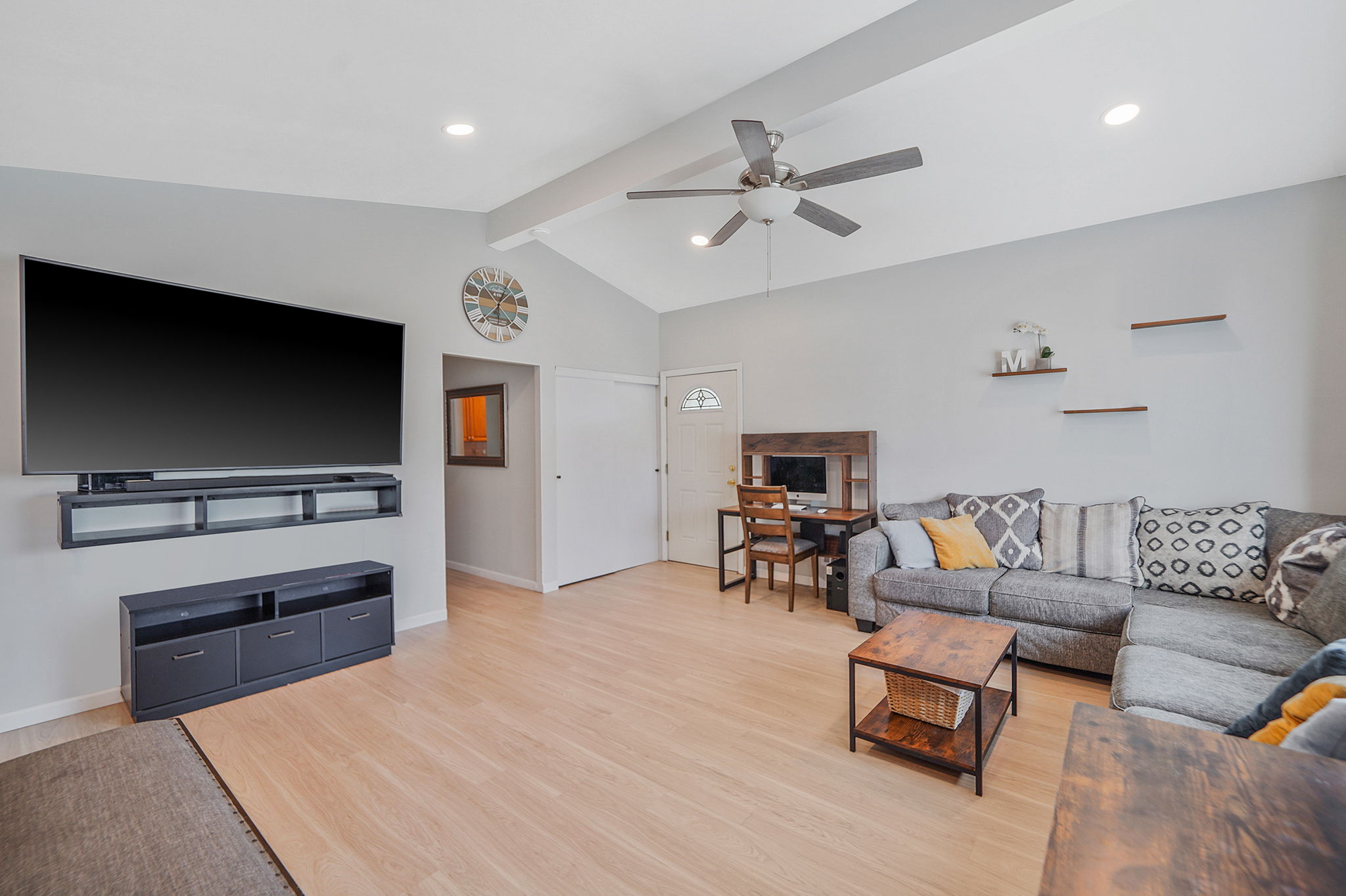 Selden, New York, 11784, United States, 3 Bedrooms Bedrooms, ,2 BathroomsBathrooms,Residential,For Sale,1928294