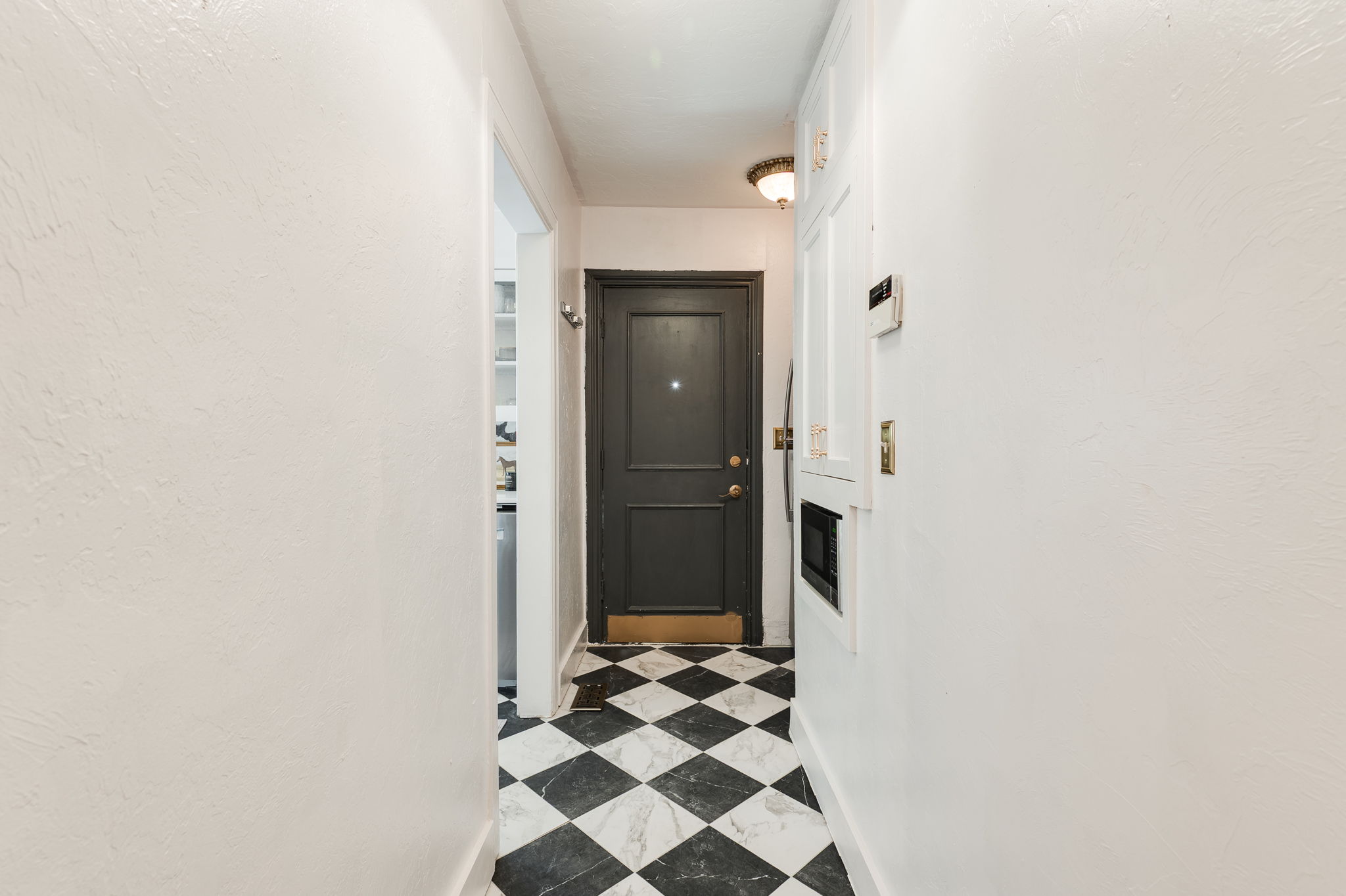  1108 West Wilshire Boulevard, Nichols Hills, OK 73116 - 物件實景