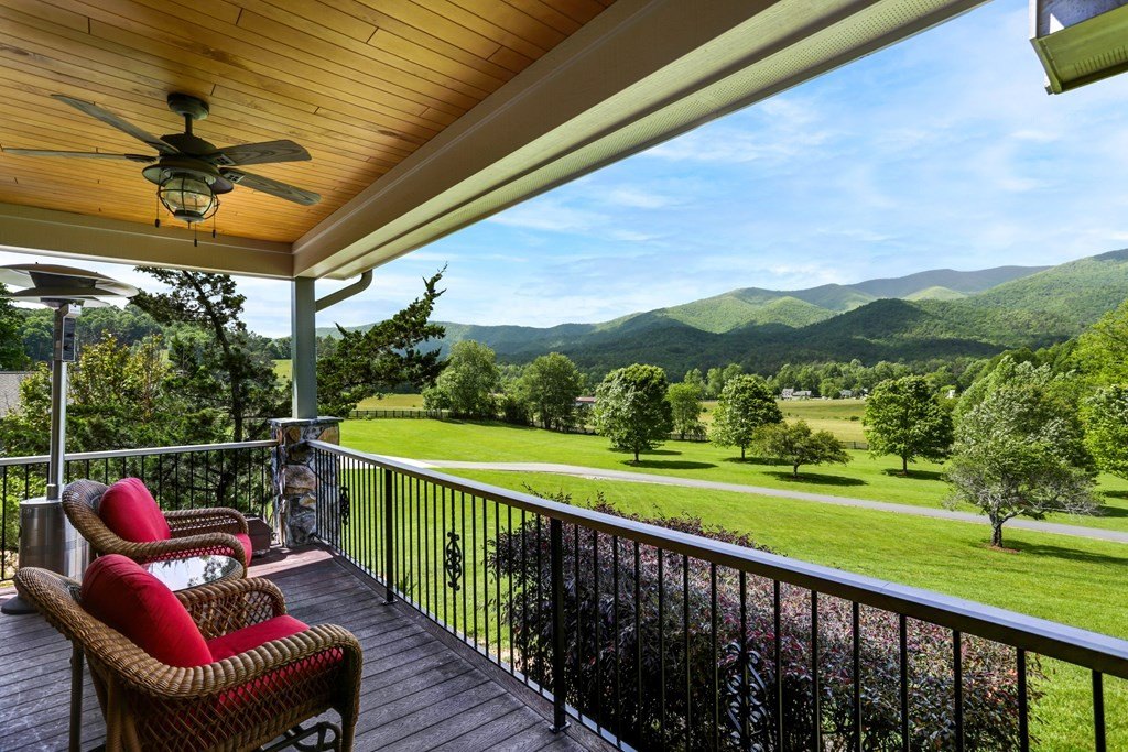 4167 Downings Creek Road, Hayesville, North Carolina, 28904, United States, 4 Bedrooms Bedrooms, ,4 BathroomsBathrooms,Residential,For Sale,4167 Downings Creek Road,1489998