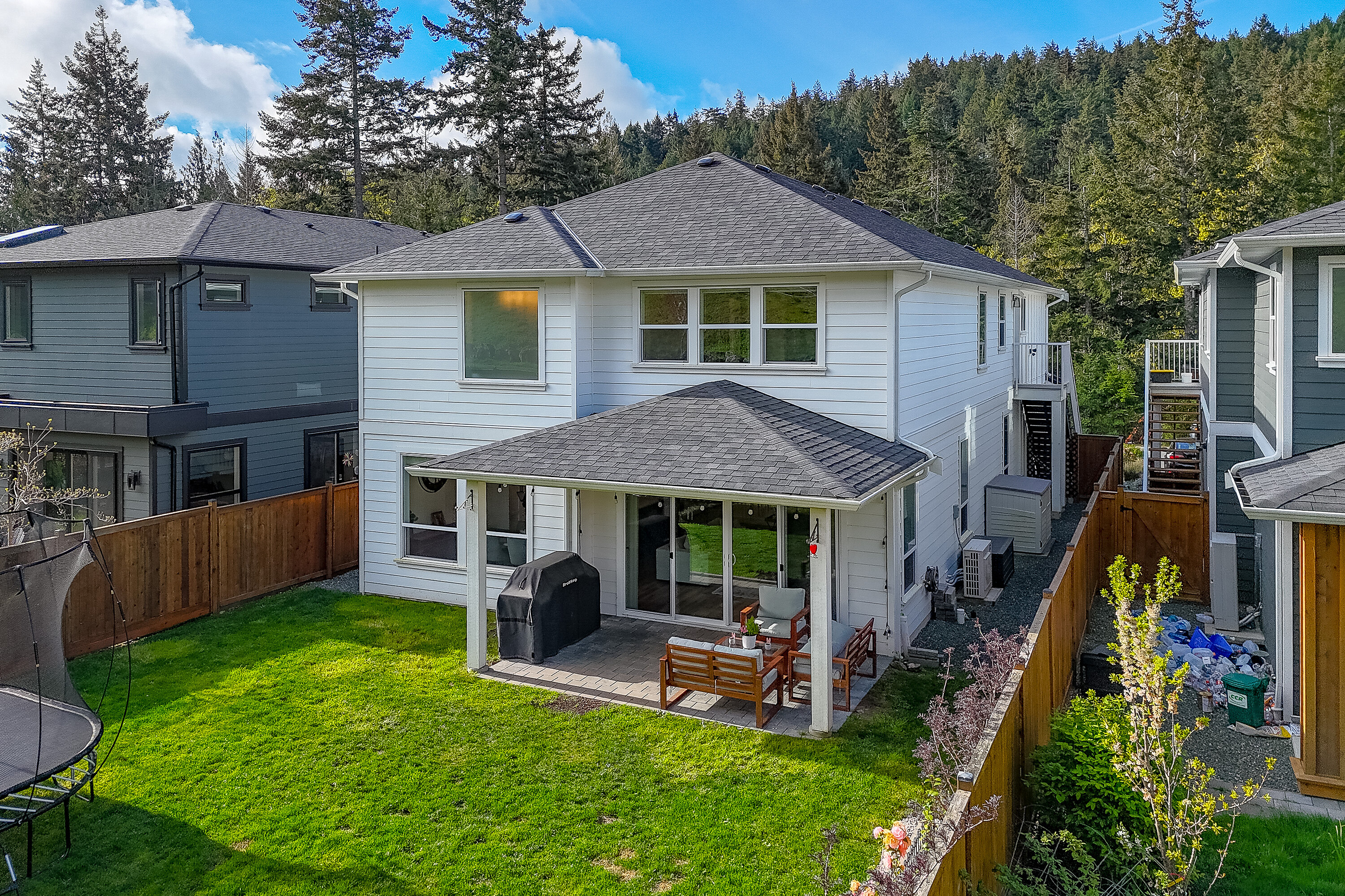  Contemporary Family Home - 物件實景