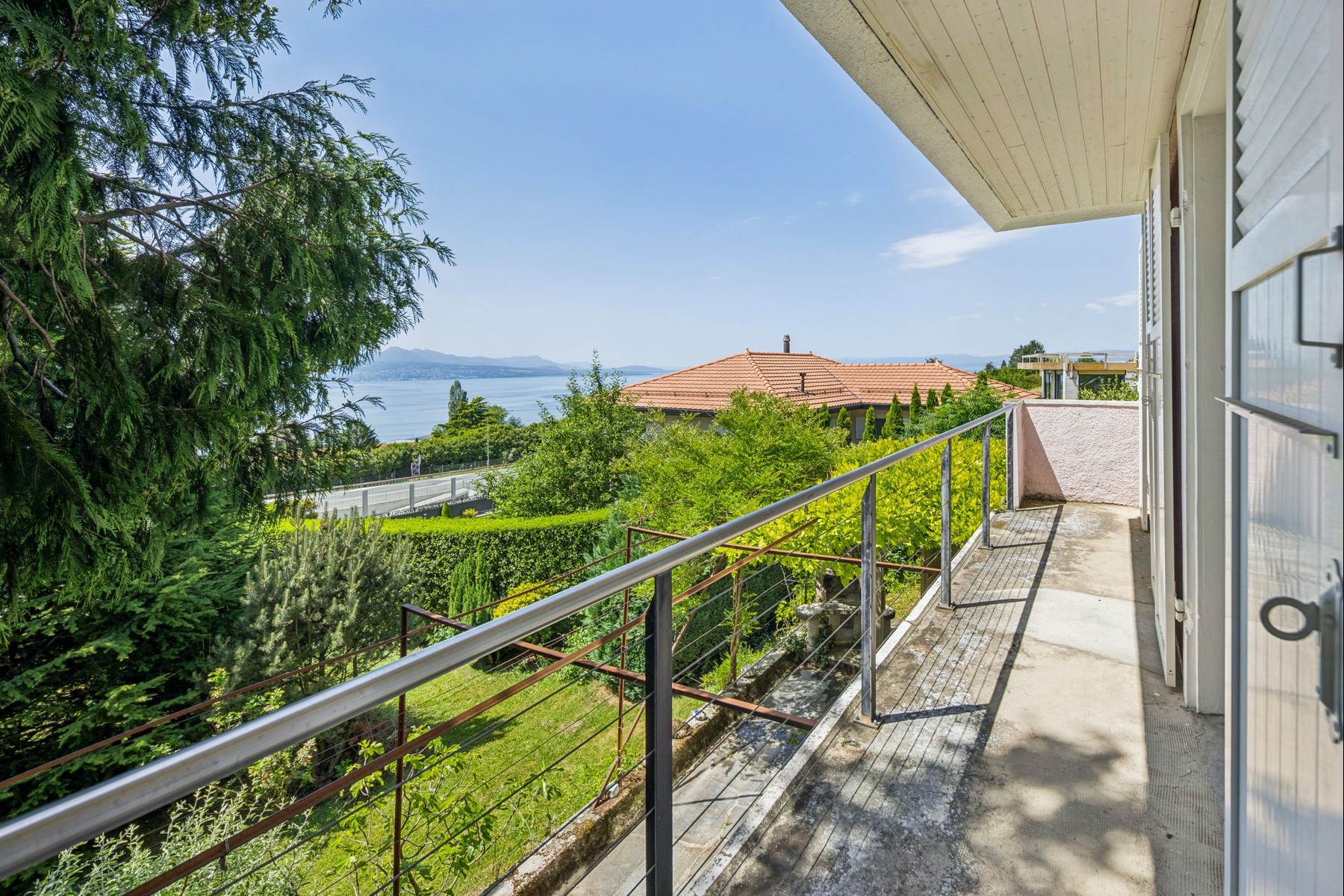  A charming home in a beautiful setting - 物件實景