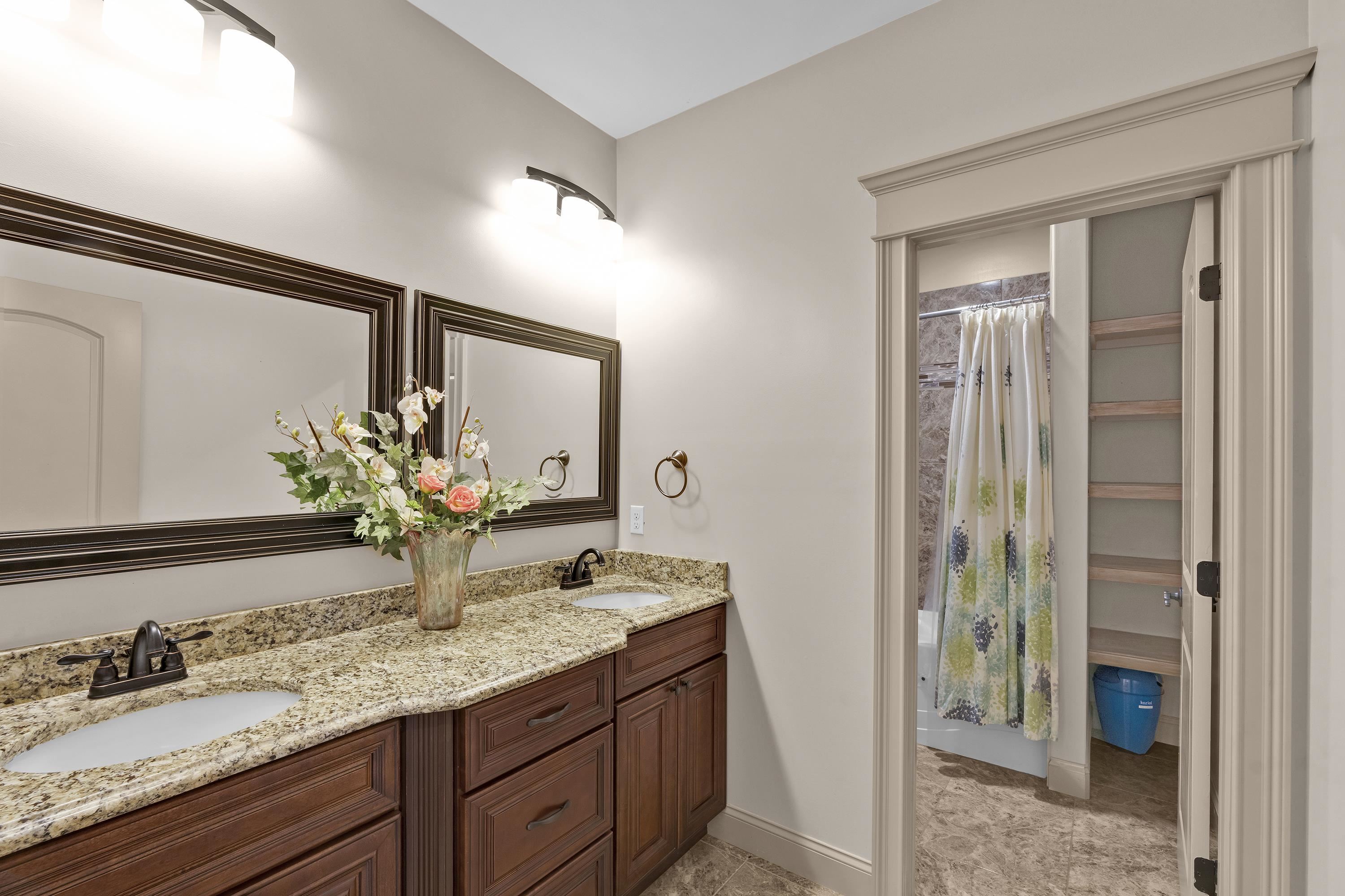 Inman, South Carolina, 29349, United States, 4 Bedrooms Bedrooms, ,4 BathroomsBathrooms,Residential,For Sale,1885403