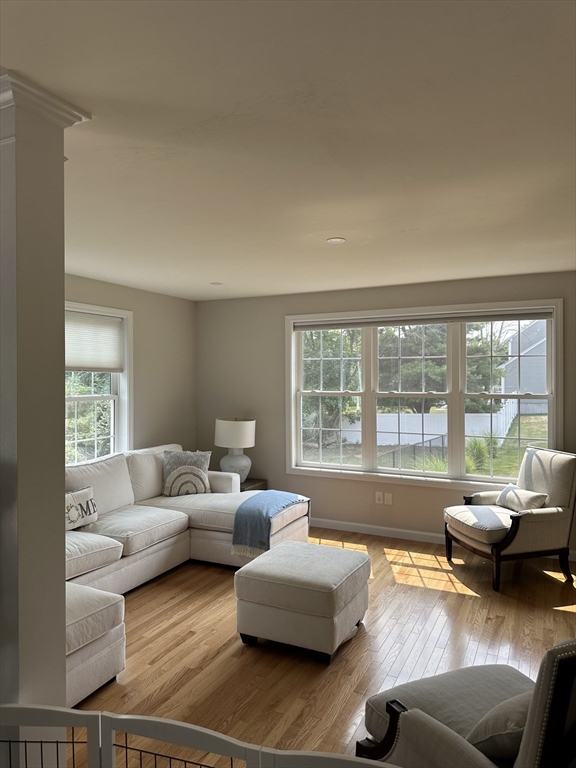 Raynham, Massachusetts, 02767, United States, 4 Bedrooms Bedrooms, ,3 BathroomsBathrooms,Residential,For Sale,1927806