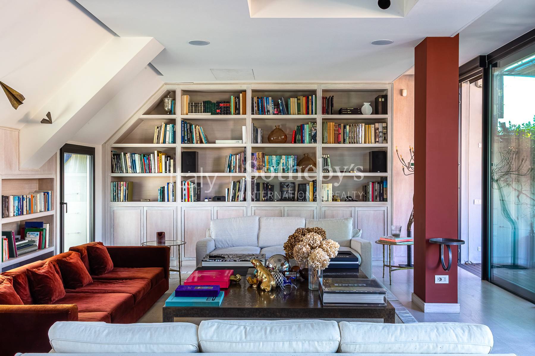  Charming penthouse in Magenta district - 物件實景