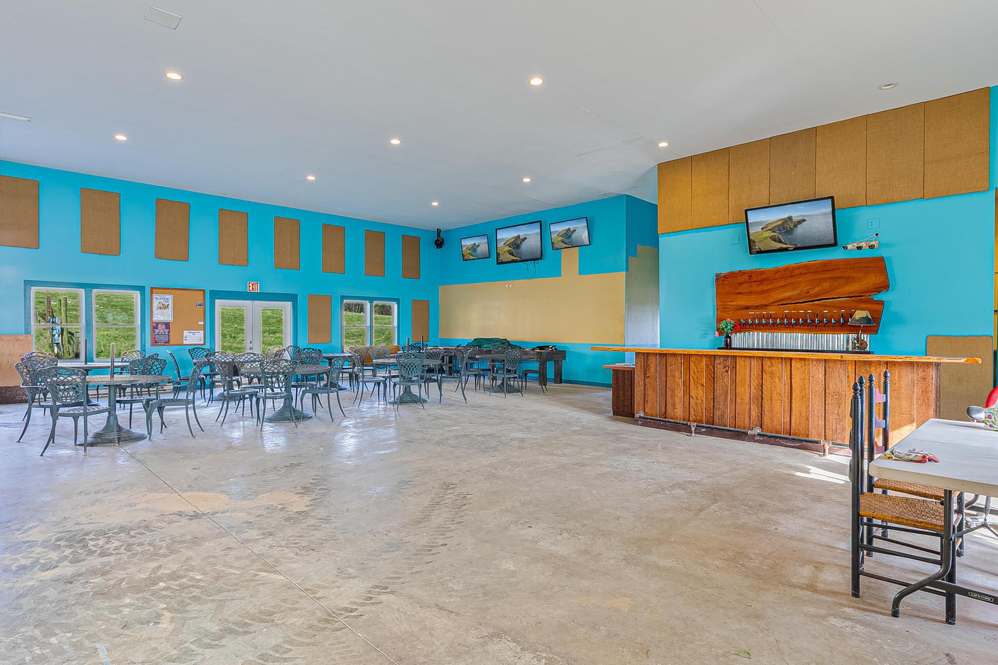 34266 Williams Gap Road, Round Hill, VA, 20141 - 物件實景
