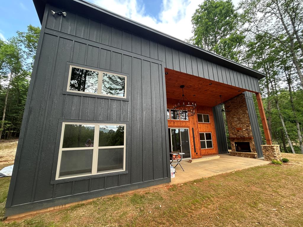 Mineral Bluff, Georgia, 30559, United States, 3 Bedrooms Bedrooms, ,3 BathroomsBathrooms,Residential,For Sale,2007594