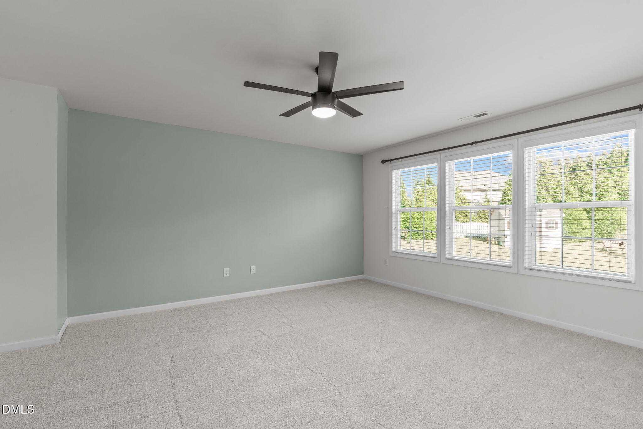 Clayton, North Carolina, 27527, United States, 5 Bedrooms Bedrooms, ,4 BathroomsBathrooms,Residential,For Sale,1969461