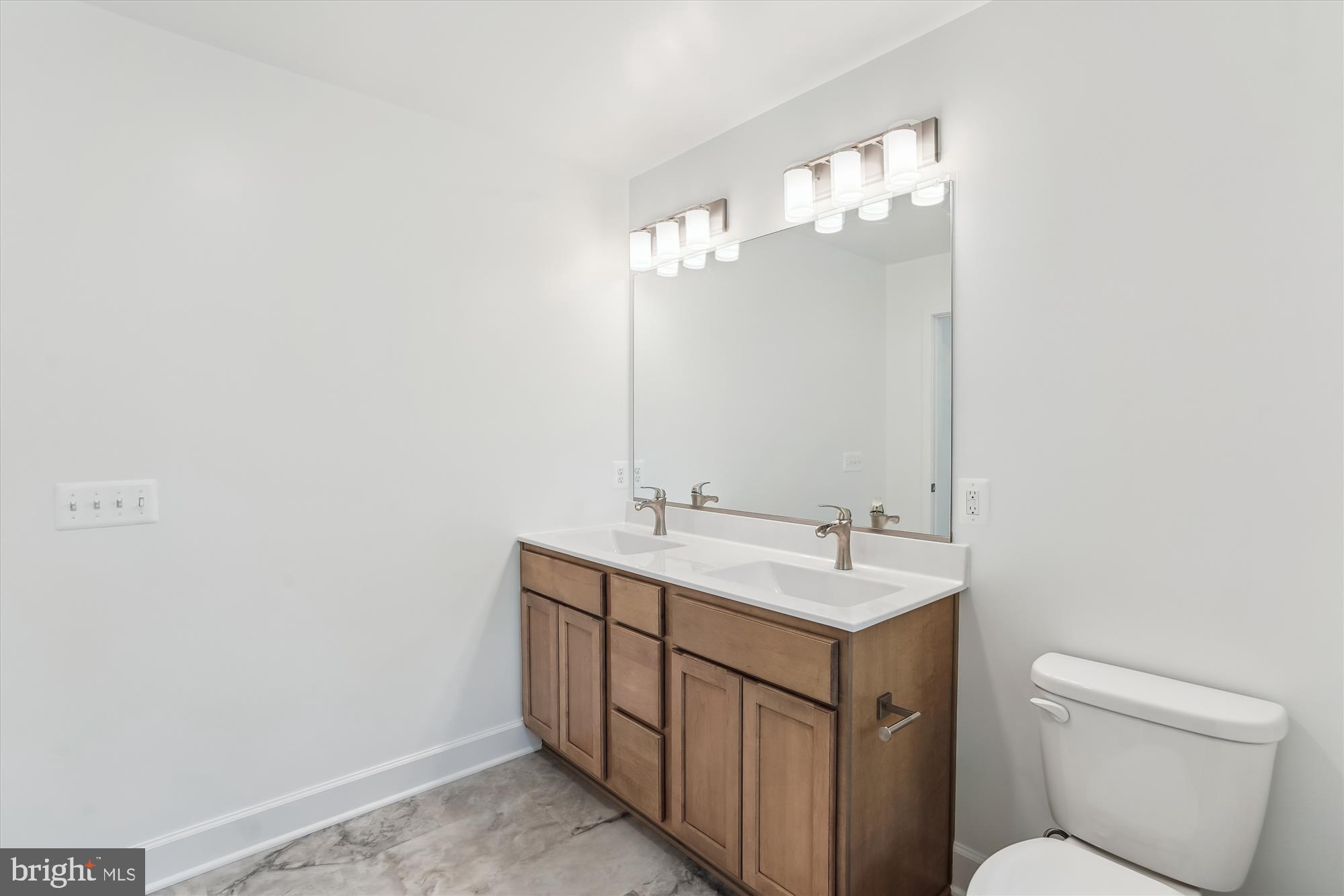 Culpeper, Virginia, 22701, United States, 4 Bedrooms Bedrooms, ,3 BathroomsBathrooms,Residential,For Sale,1974378