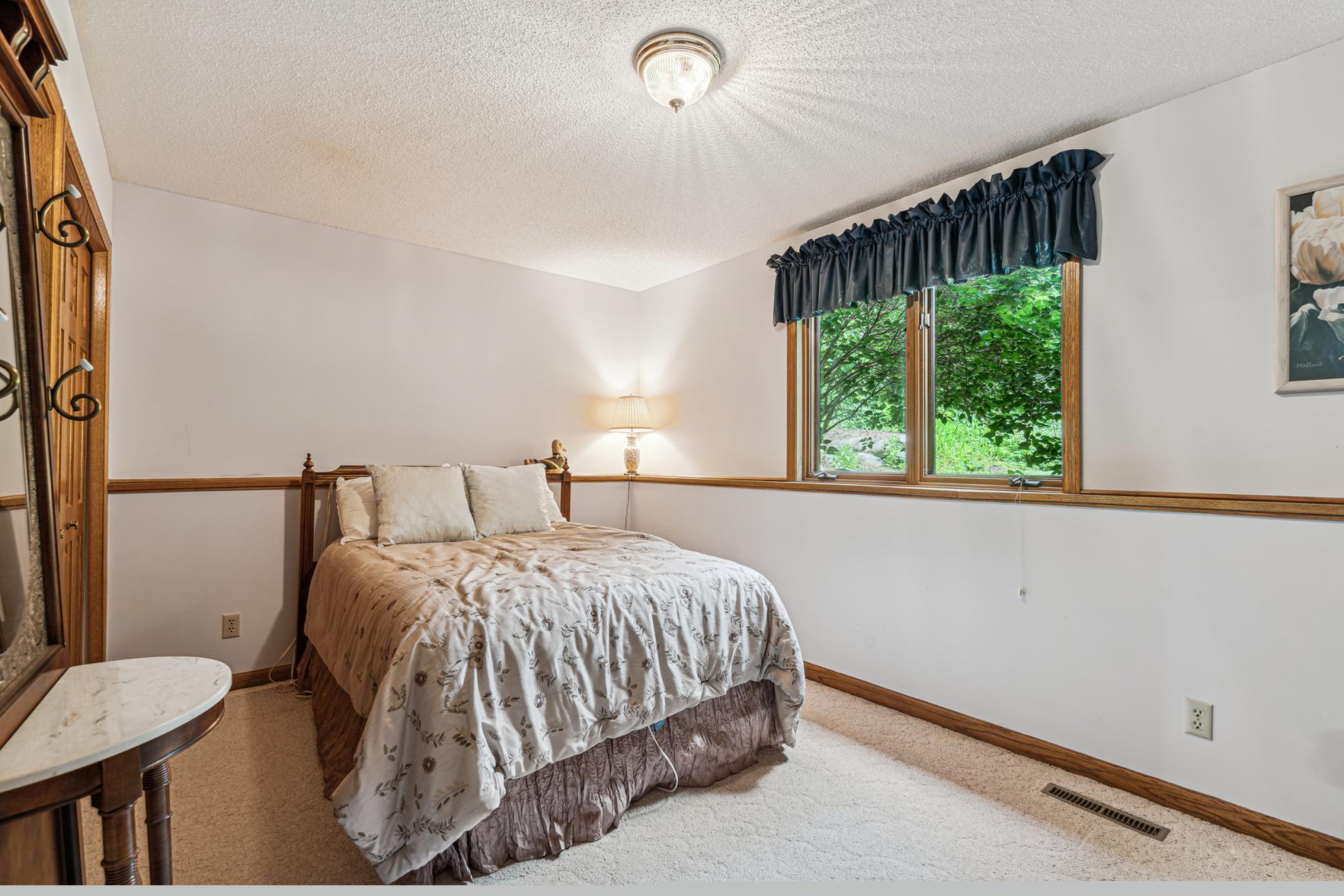 Lake Elmo, Minnesota, 55042, United States, 4 Bedrooms Bedrooms, ,3 BathroomsBathrooms,Residential,For Sale,1969161