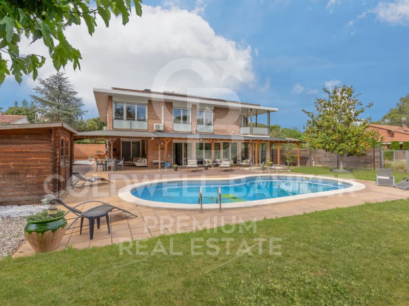 Sant Quirze del Vallès, Catalonia, ES, 7 Bedrooms Bedrooms, ,3 BathroomsBathrooms,Residential,For Sale,1483113
