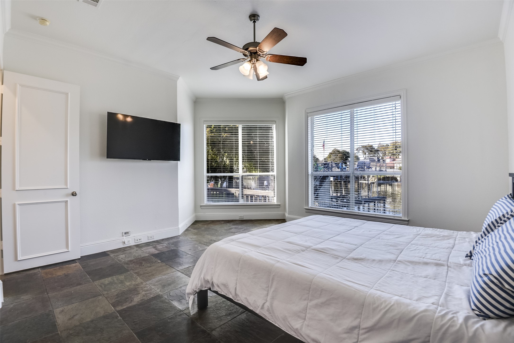 Mabank, Texas, 75156, United States, 3 Bedrooms Bedrooms, ,3 BathroomsBathrooms,Residential,For Sale,1990997