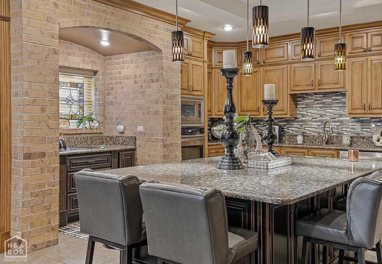 Jonesboro, Arkansas, 72404, United States, 5 Bedrooms Bedrooms, ,5 BathroomsBathrooms,Residential,For Sale,1981744