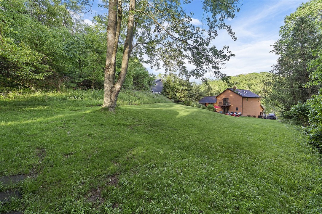 Level Green, Pennsylvania, 15085, United States, 4 Bedrooms Bedrooms, ,4 BathroomsBathrooms,Residential,For Sale,1901762