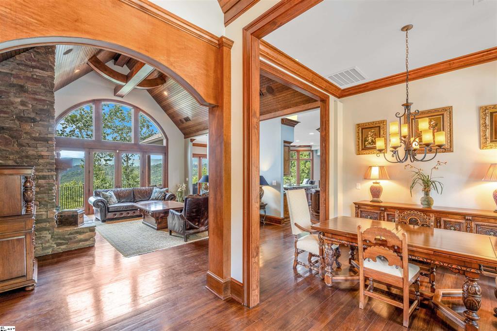 Marietta, South Carolina, 29661, United States, 4 Bedrooms Bedrooms, ,7 BathroomsBathrooms,Residential,For Sale,1940358