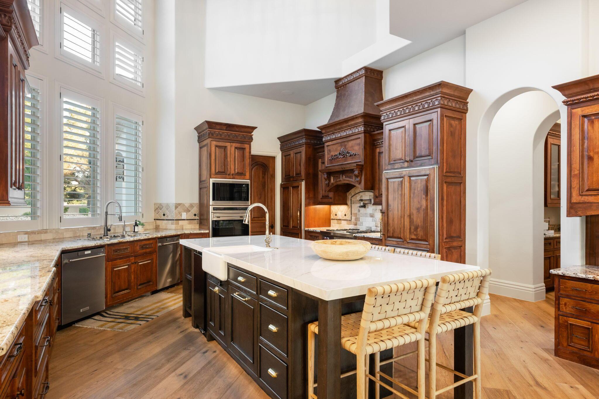Washington, Utah, 84780, United States, 6 Bedrooms Bedrooms, ,8 BathroomsBathrooms,Residential,For Sale,1916312