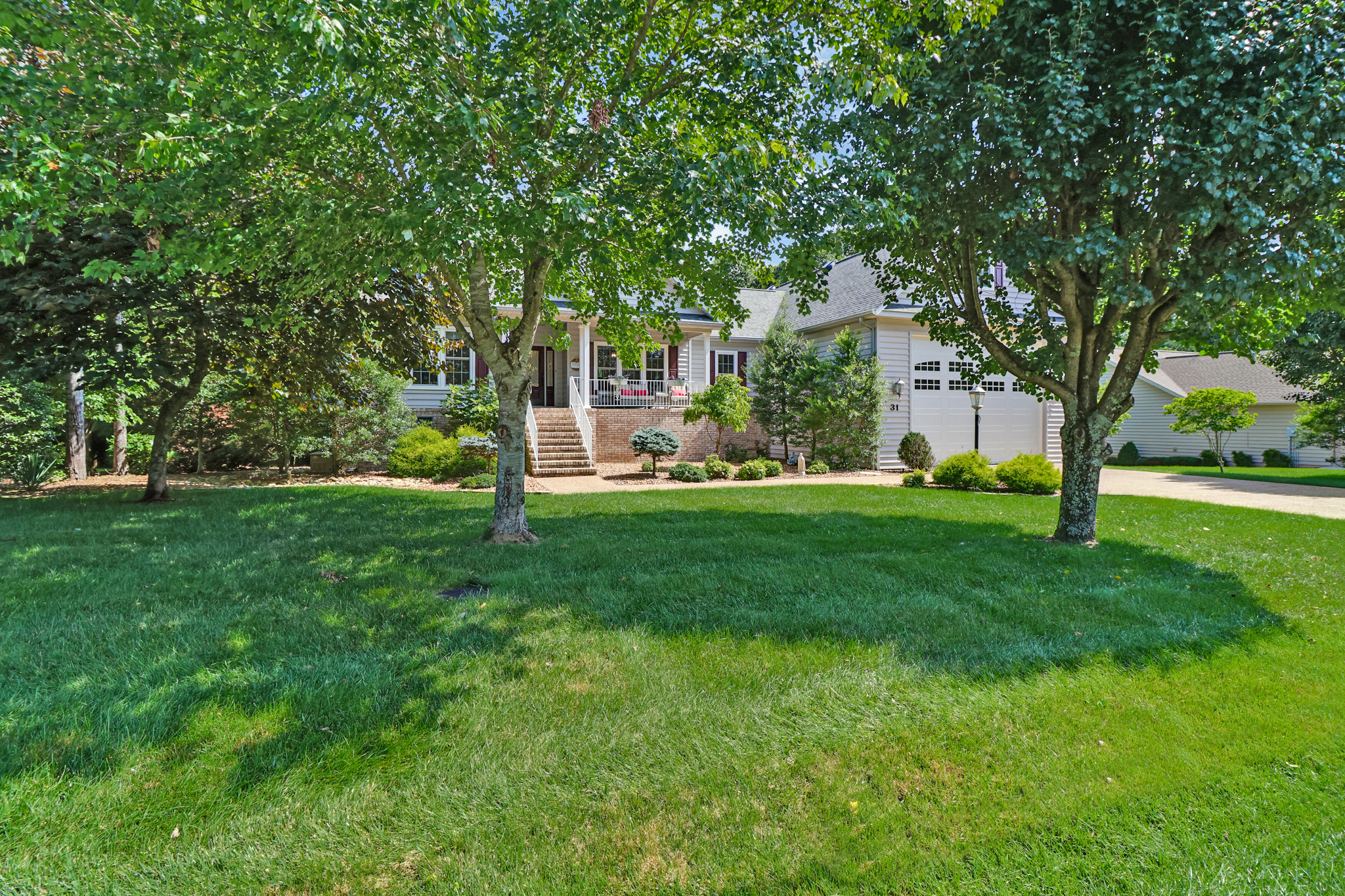 Crossville, Tennessee, 38558, United States, 4 Bedrooms Bedrooms, ,3 BathroomsBathrooms,Residential,For Sale,1976801