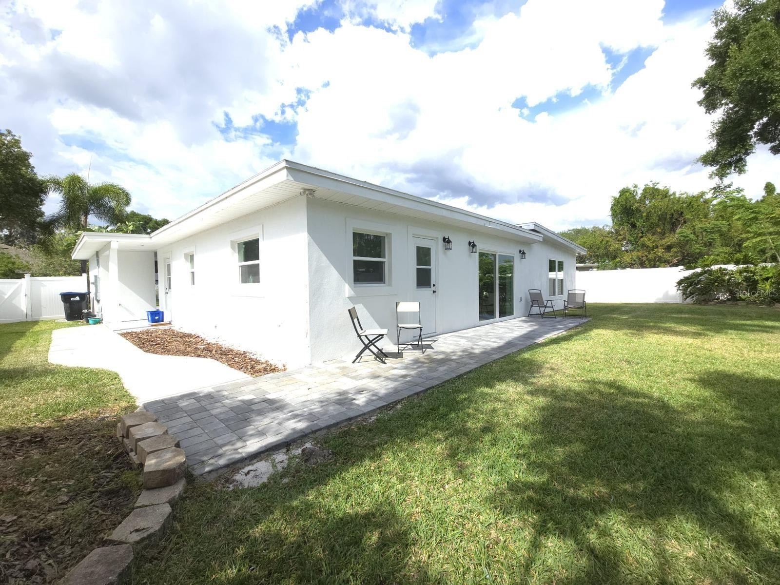 ORLANDO, Florida, 32806, United States, 4 Bedrooms Bedrooms, ,3 BathroomsBathrooms,Residential,For Sale,1879831
