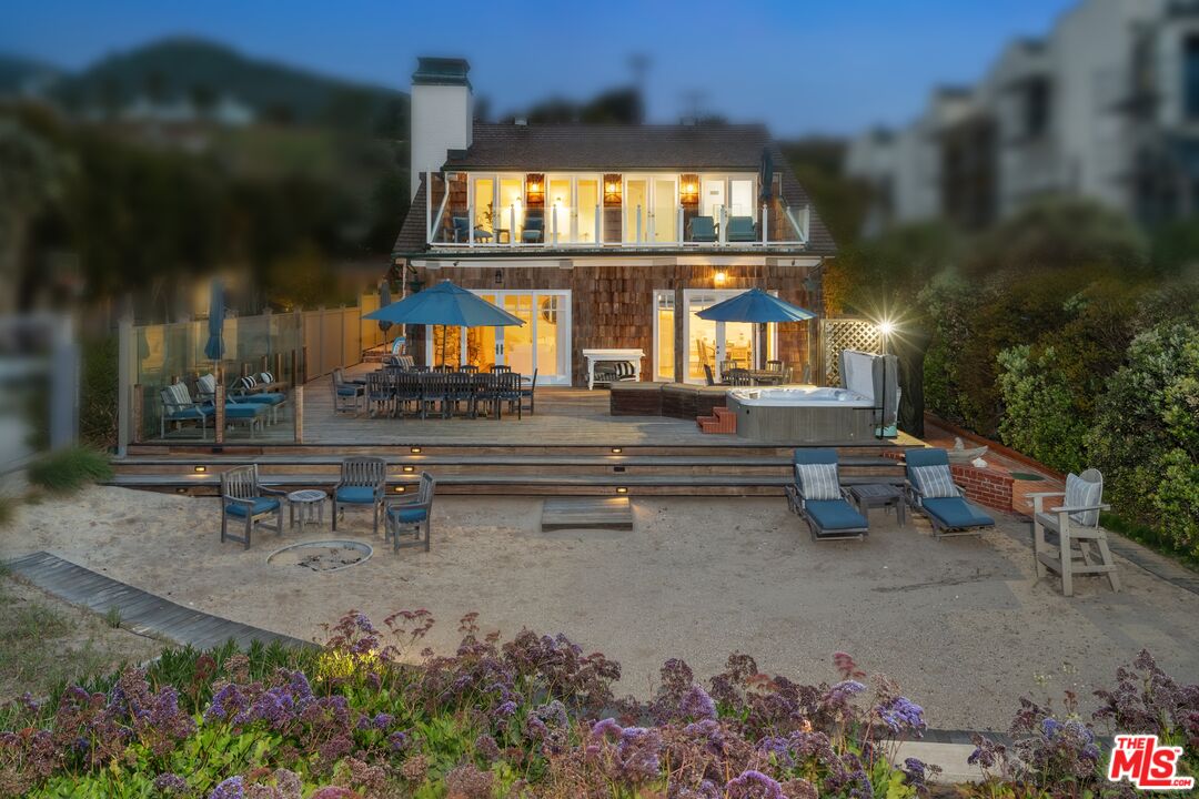 Malibu, California, 90265, United States, 5 Bedrooms Bedrooms, ,2 BathroomsBathrooms,Residential,For Sale,1752333