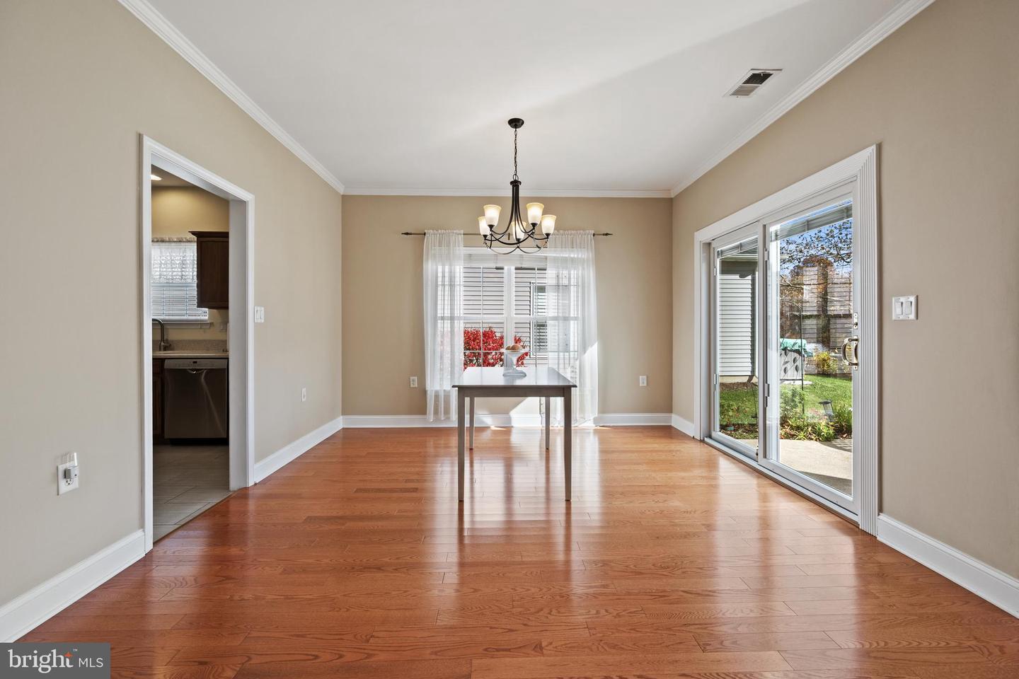 Princeton Junction, New Jersey, 08550, United States, 2 Bedrooms Bedrooms, ,2 BathroomsBathrooms,Residential,For Sale,1989105