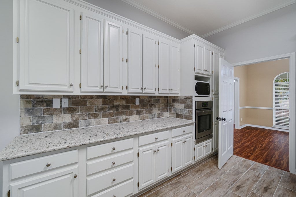 OXFORD, Mississippi, 38655, United States, 4 Bedrooms Bedrooms, ,3 BathroomsBathrooms,Residential,For Sale,1991795