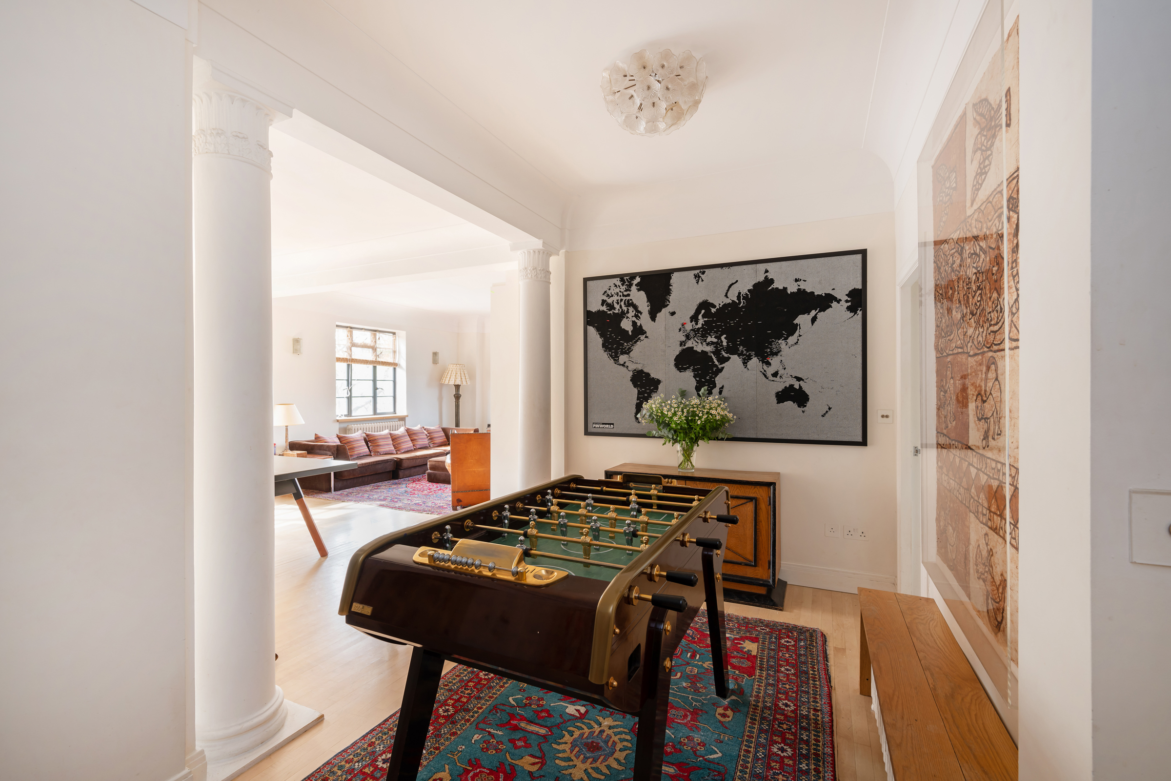  Fabulous fifth floor four bedroom apartment - 物件實景