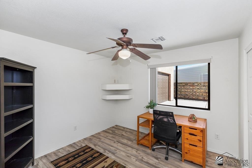 Yuma, Arizona, 85367, United States, 3 Bedrooms Bedrooms, ,2 BathroomsBathrooms,Residential,For Sale,1976192