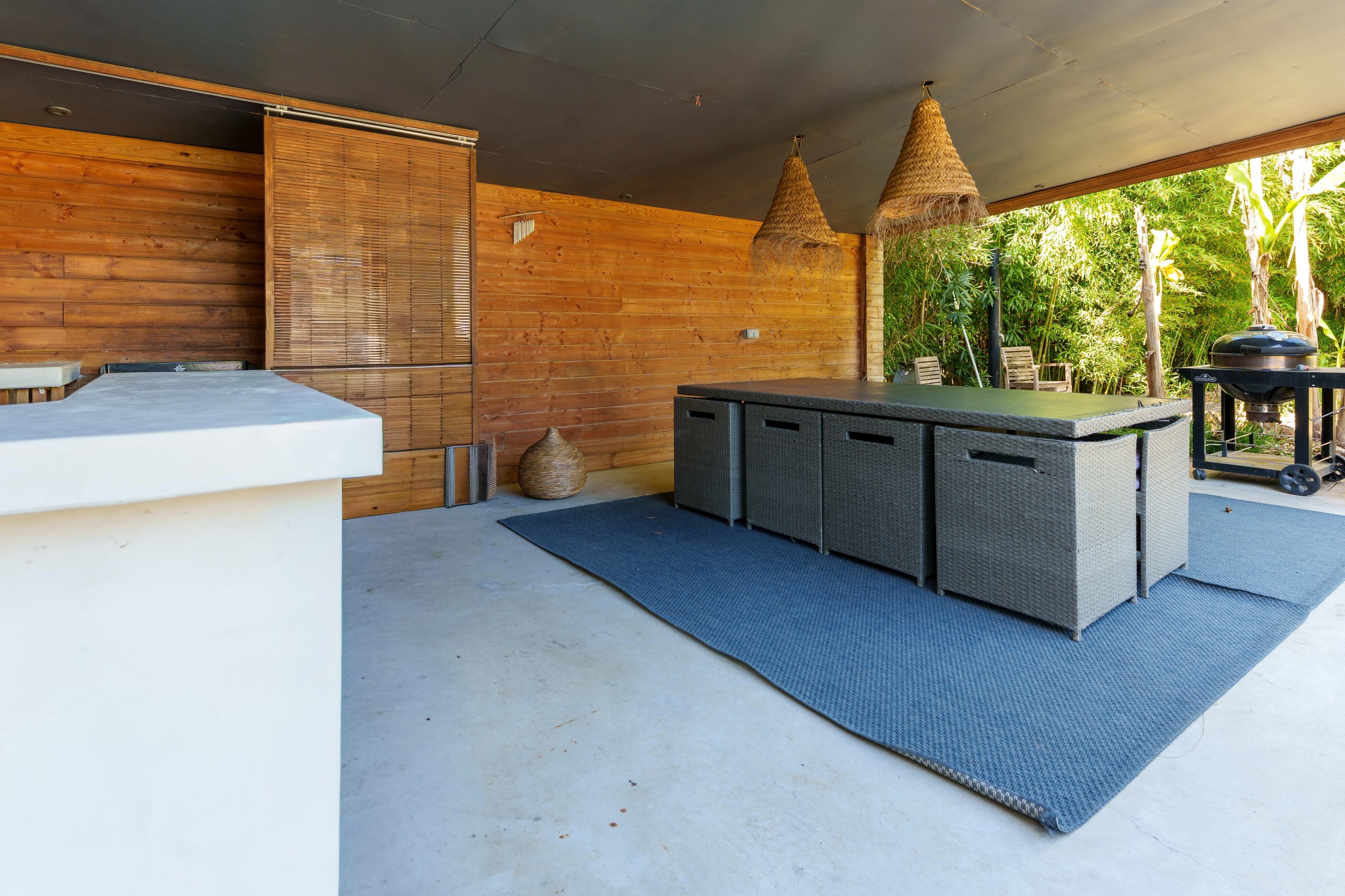  Contemporary villa with landscaped grounds and lagoon-style pool – Lattes - 物件實景