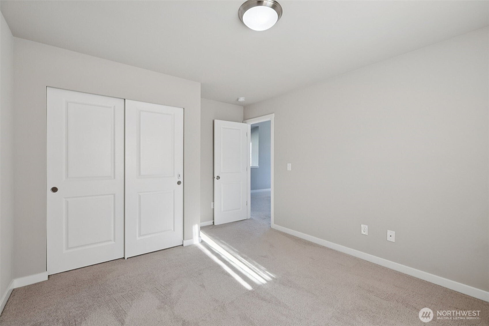 Marysville, Washington, 98271, United States, 3 Bedrooms Bedrooms, ,3 BathroomsBathrooms,Residential,For Sale,1894343