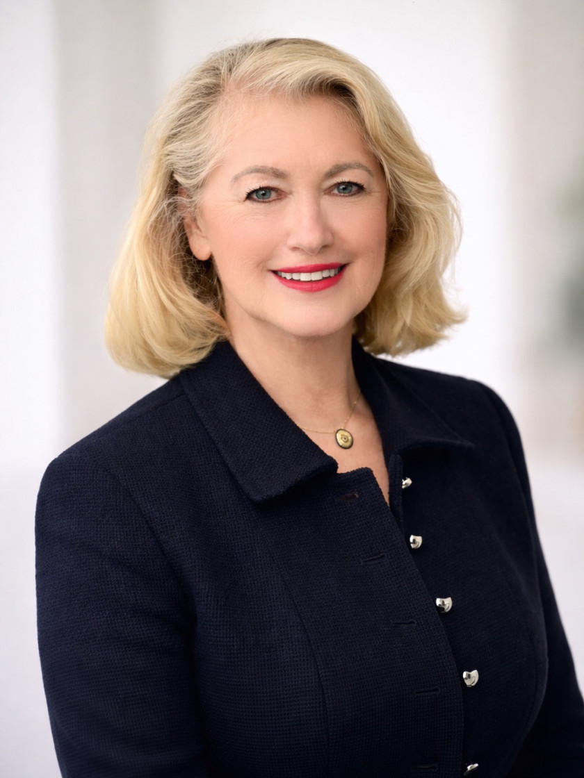 Holly Mellstrom
