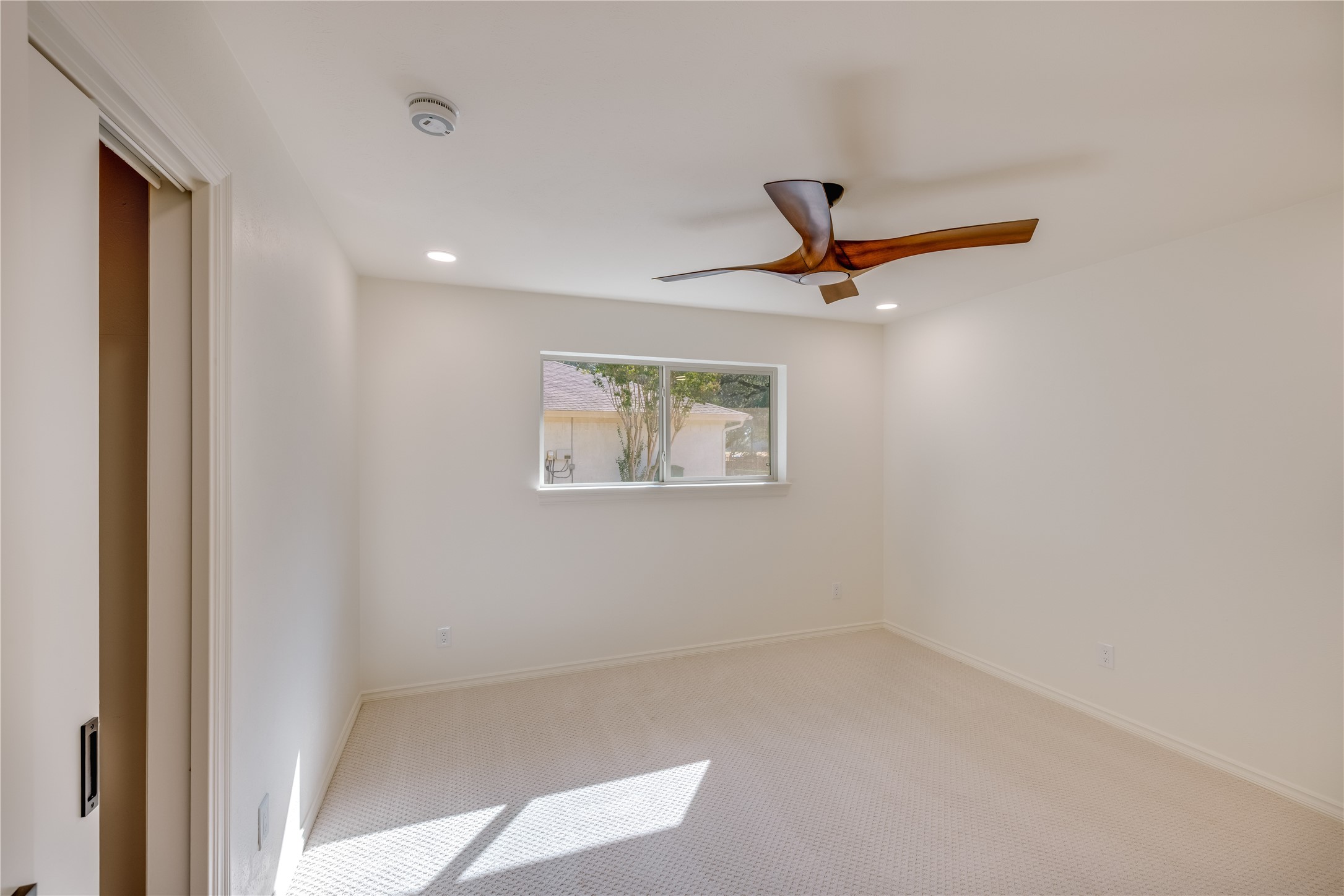 Fort Worth, Texas, 76126, United States, 4 Bedrooms Bedrooms, ,3 BathroomsBathrooms,Residential,For Sale,1971597