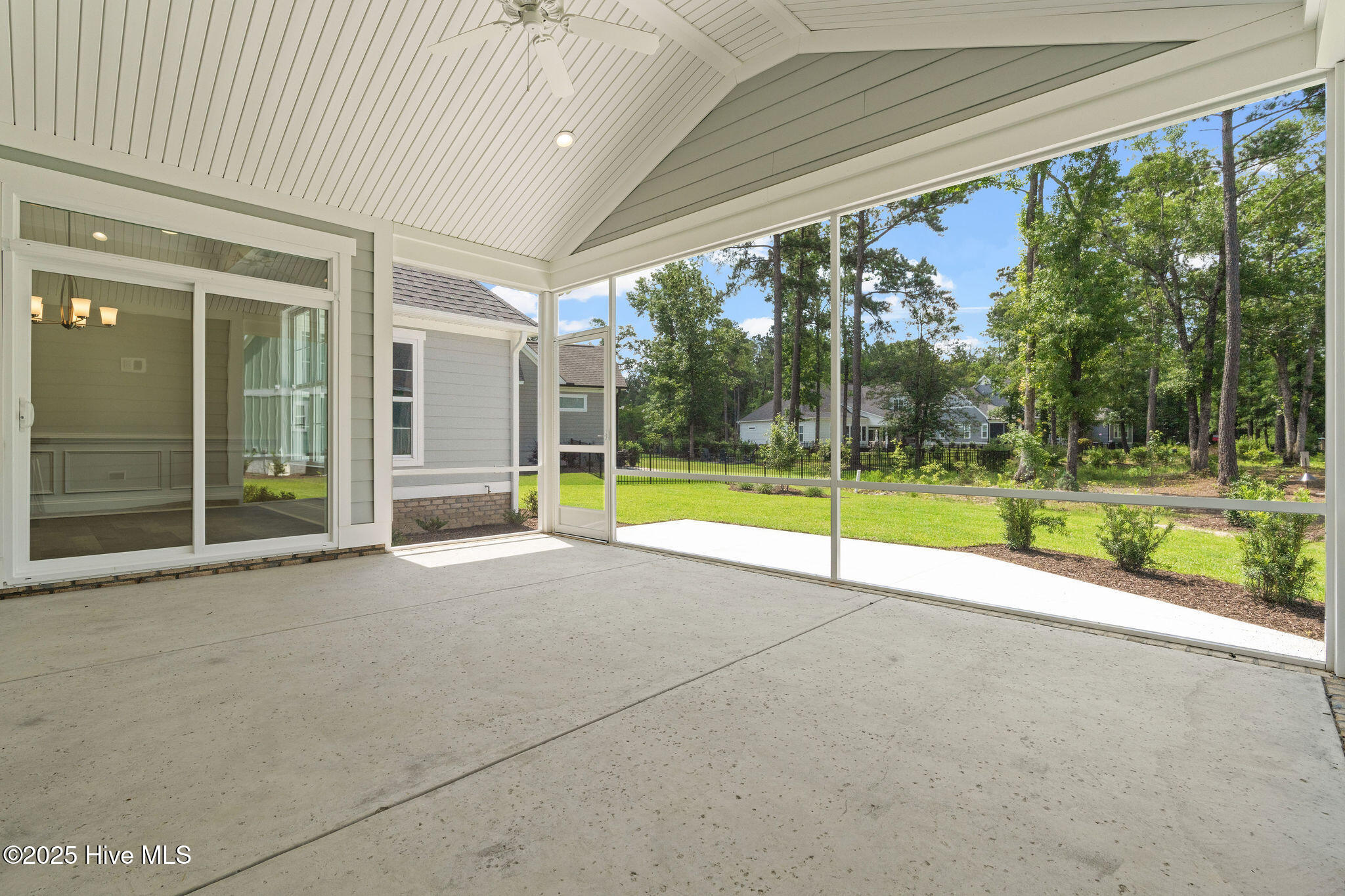 Leland, North Carolina, 28451, United States, 3 Bedrooms Bedrooms, ,4 BathroomsBathrooms,Residential,For Sale,1805134