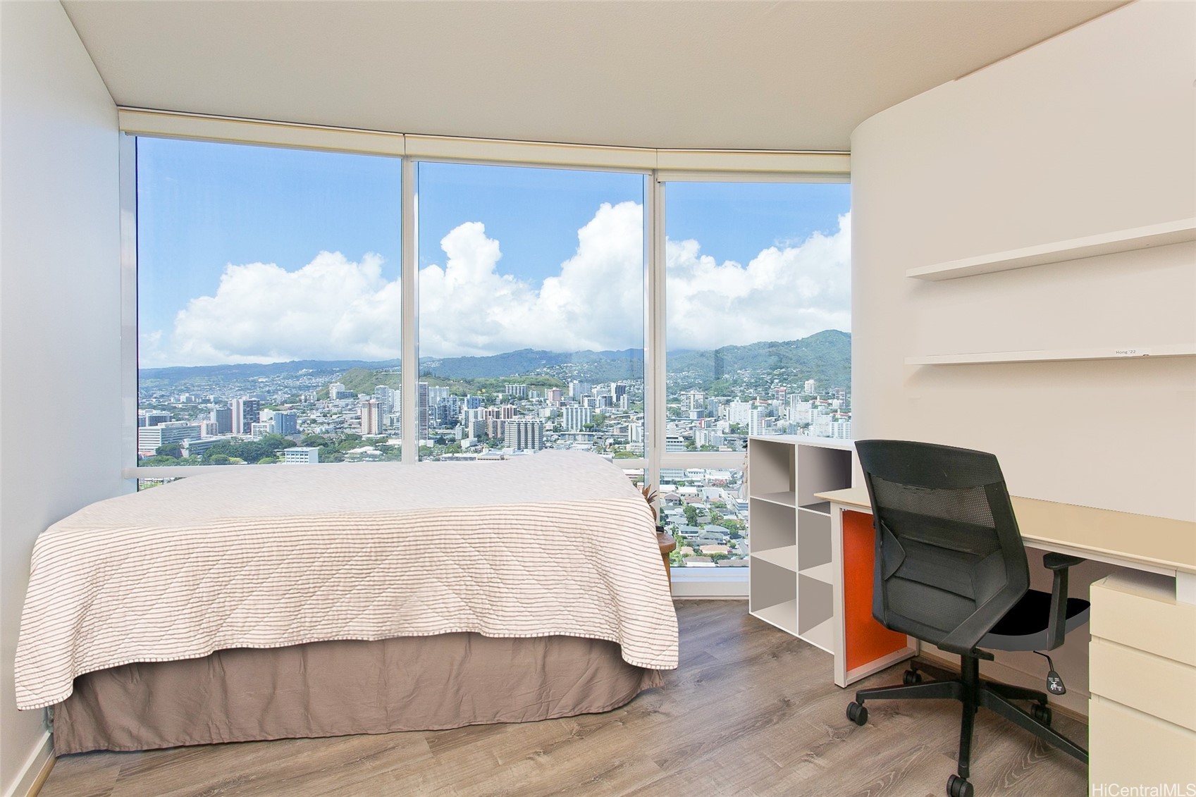 Honolulu, Hawaii, 96814, United States, 3 Bedrooms Bedrooms, ,2 BathroomsBathrooms,Residential,For Sale,1785999