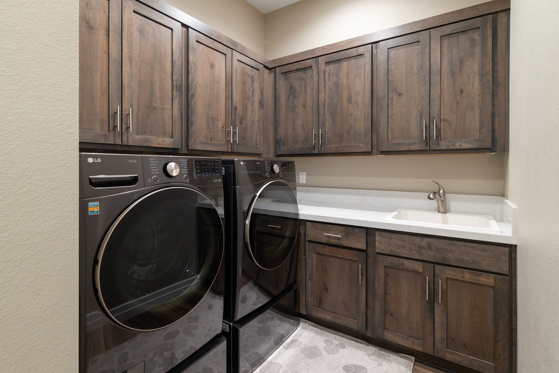  Built in 2024, Single level home minutes away from Silver Oak golf course - 物件實景