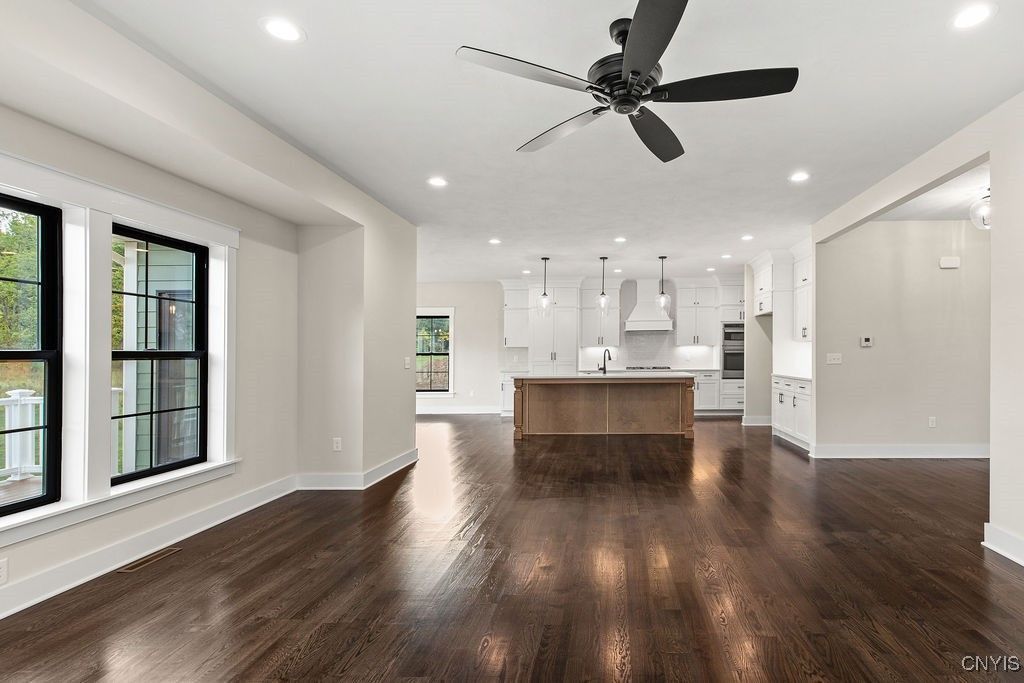 Baldwinsville, New York, 13027, United States, 4 Bedrooms Bedrooms, ,3 BathroomsBathrooms,Residential,For Sale,1991108