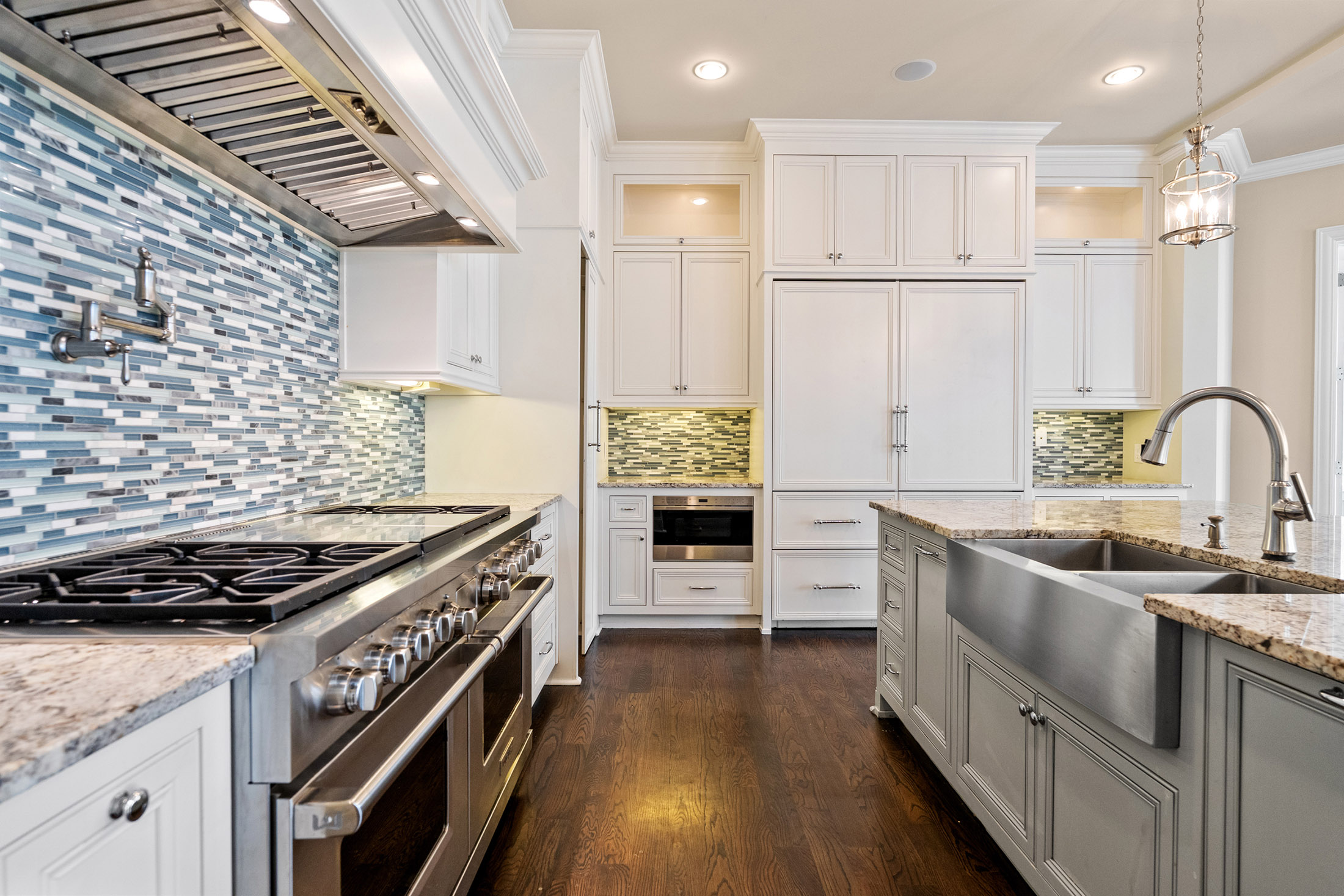  Old World Charm Meets Modern Luxury on This Milton Estate - 物件實景