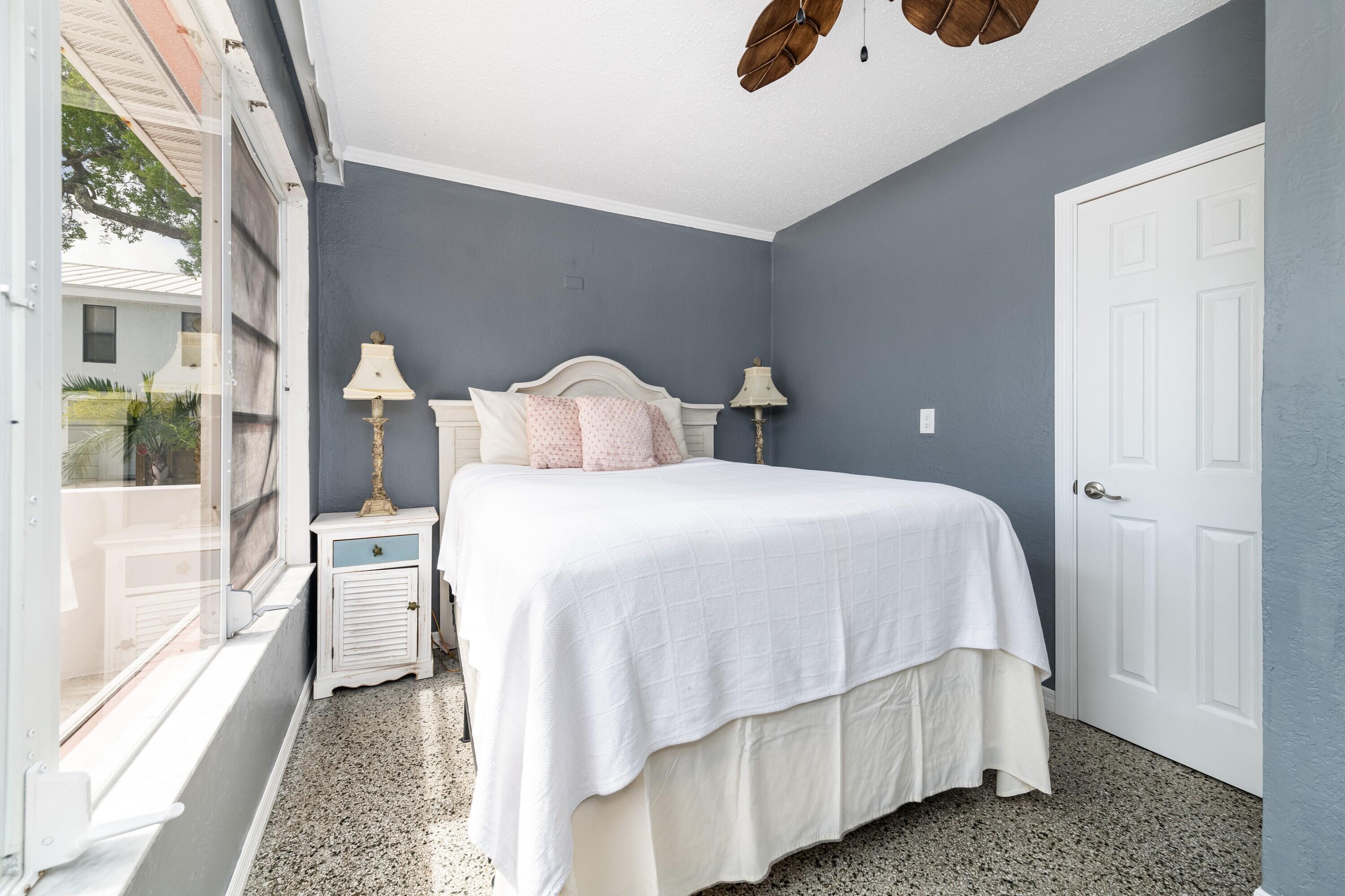 MARATHON, Florida, 33050, United States, 3 Bedrooms Bedrooms, ,2 BathroomsBathrooms,Residential,For Sale,1896234