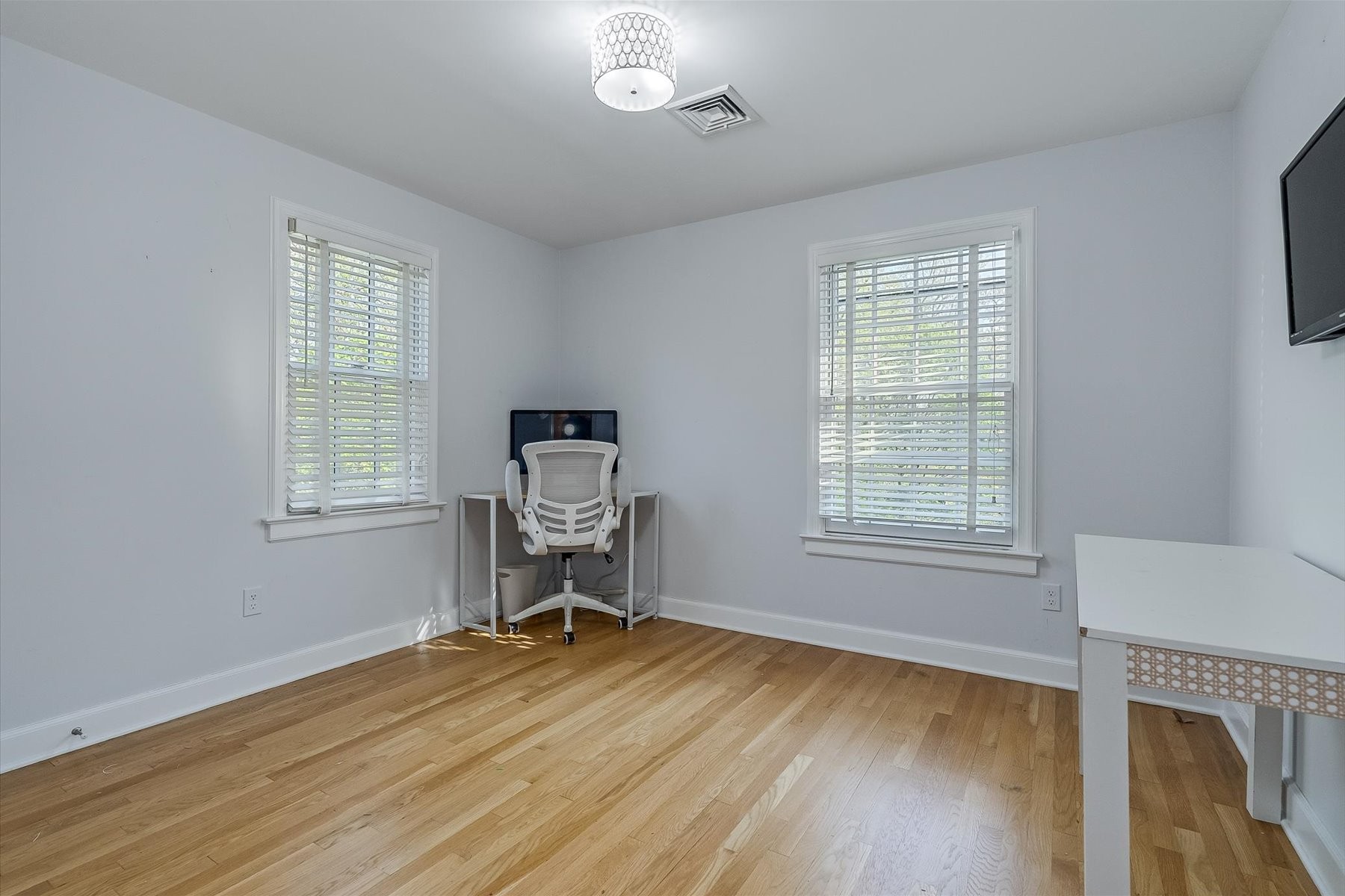  Neighborhood Colonial Blends Historic Charm and Modern Luxury - 物件實景