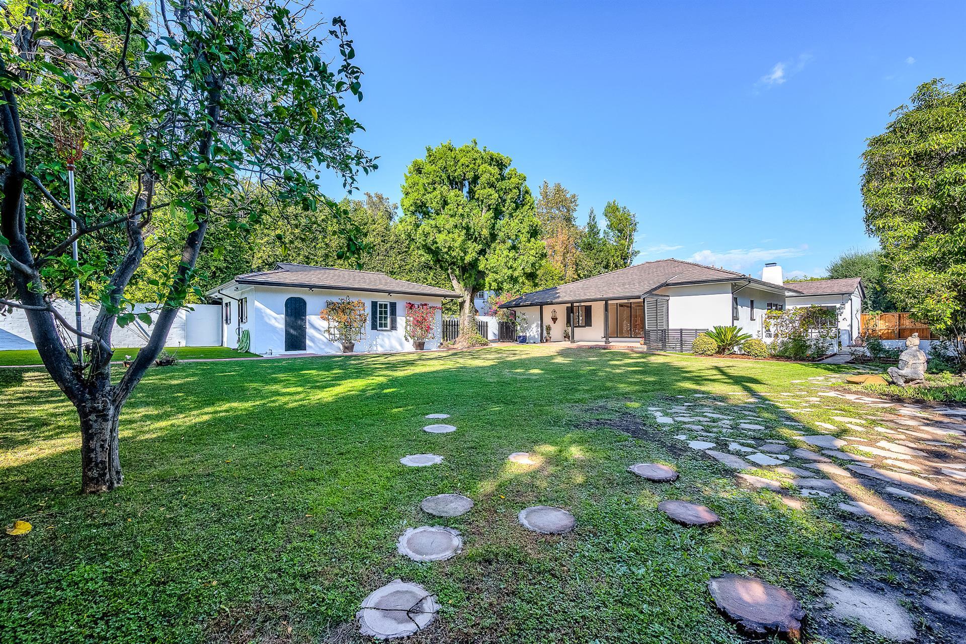  629 N Rexford Dr - 物件實景