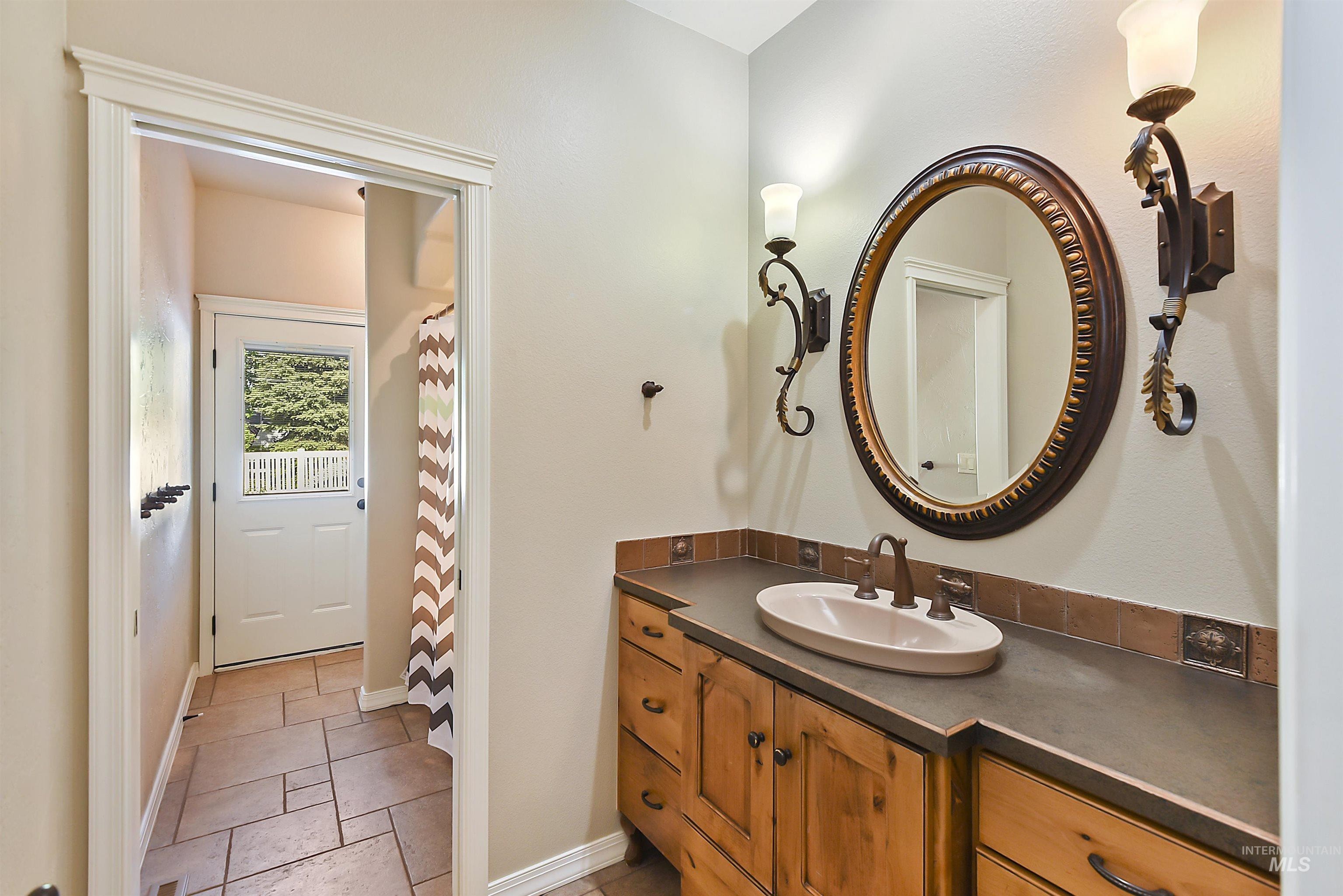 11477 Floating Feather Road, Star, Idaho, 83669, United States, 4 Bedrooms Bedrooms, ,3 BathroomsBathrooms,Residential,For Sale,11477 Floating Feather Road,1626562