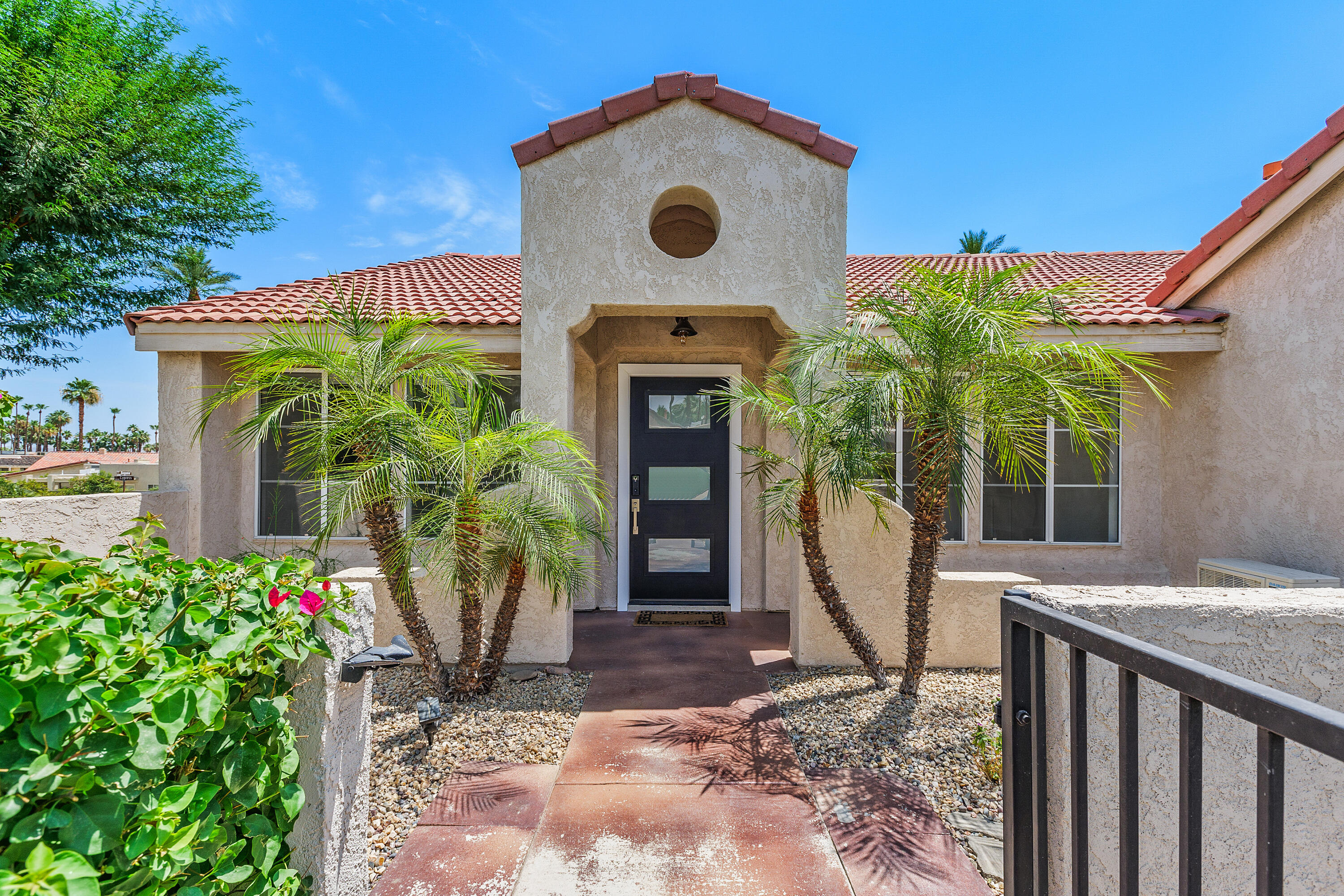 Rancho Mirage, California, 92270, United States, 4 Bedrooms Bedrooms, ,3 BathroomsBathrooms,Residential,For Sale,1927211