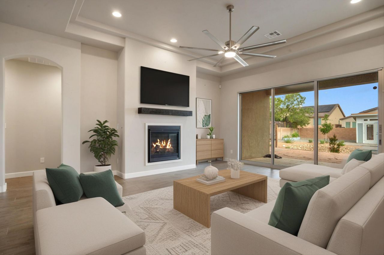 Rio Rancho, New Mexico, 87124, United States, 4 Bedrooms Bedrooms, ,4 BathroomsBathrooms,Residential,For Sale,1919636