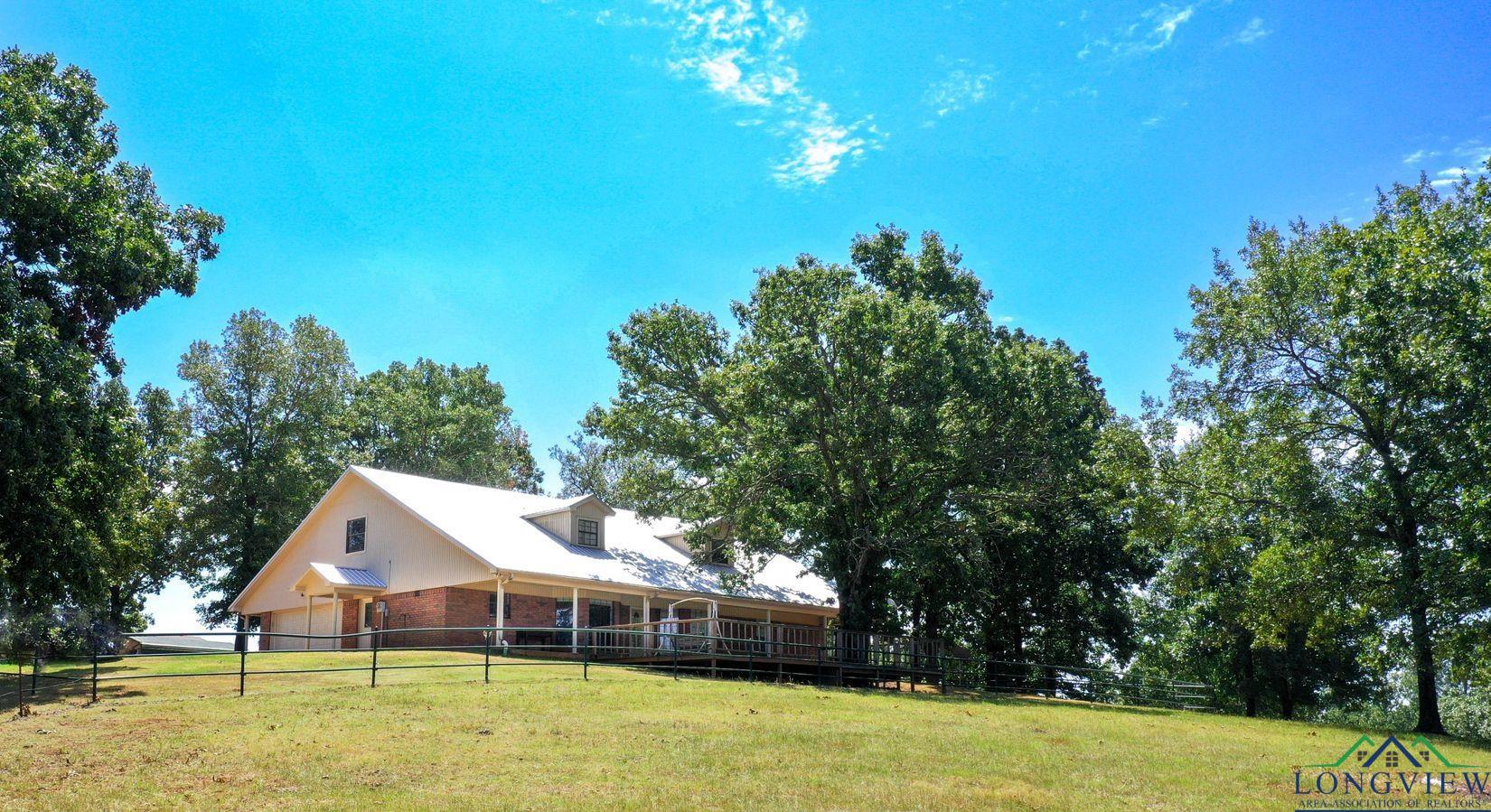 Linden, Texas, 75563, United States, 4 Bedrooms Bedrooms, ,3 BathroomsBathrooms,Residential,For Sale,1984519