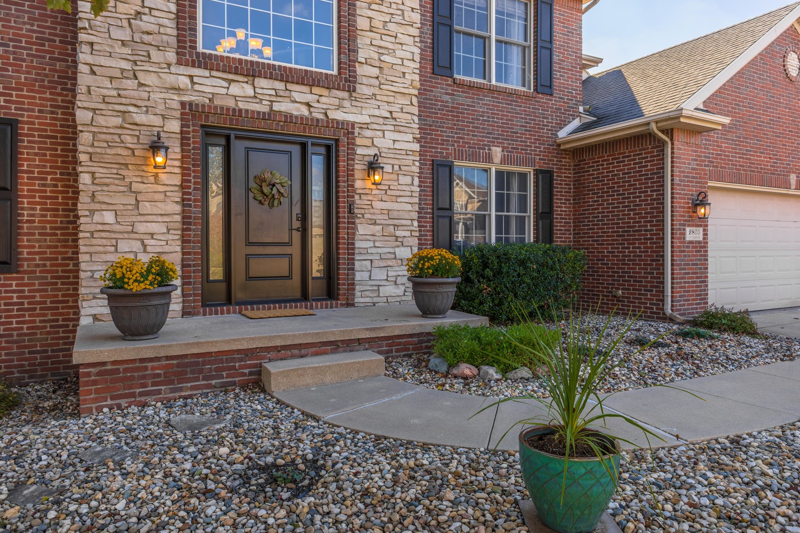 Bloomington, Illinois, 61704, United States, 4 Bedrooms Bedrooms, ,4 BathroomsBathrooms,Residential,For Sale,1996227